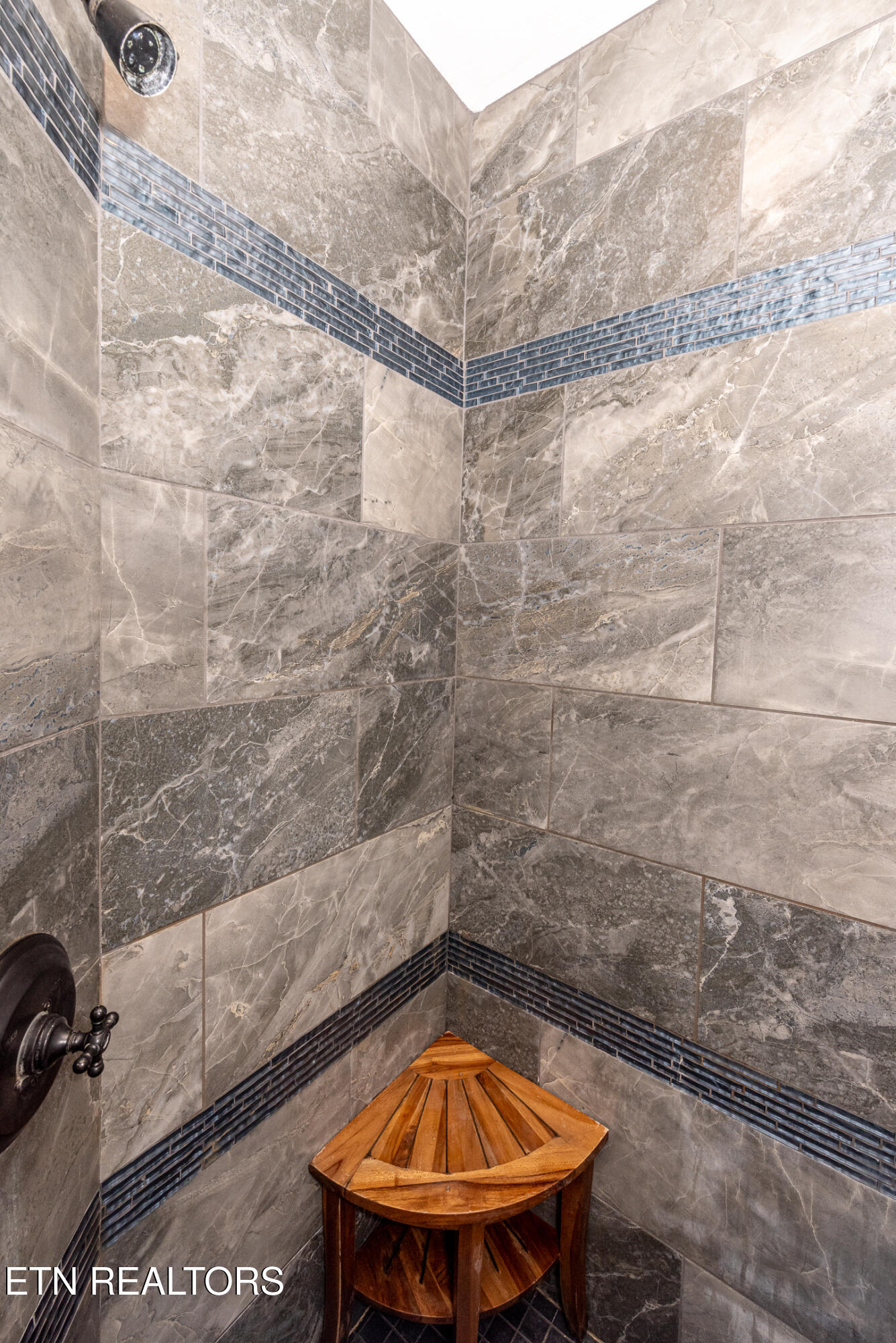 209 Montgomery Lane Maryville TN 37803