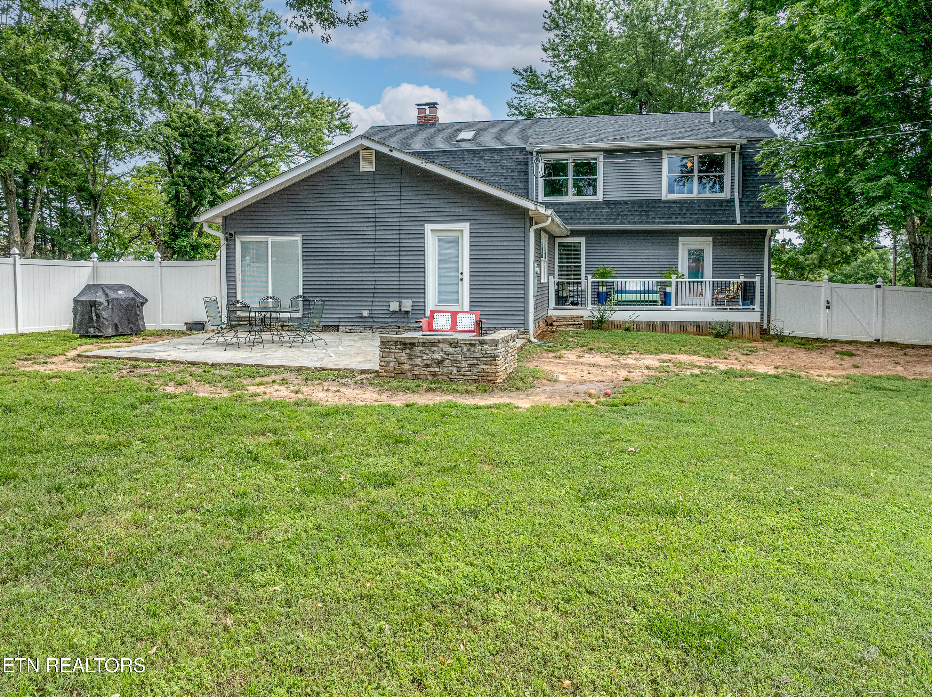 209 Montgomery Lane Maryville TN 37803