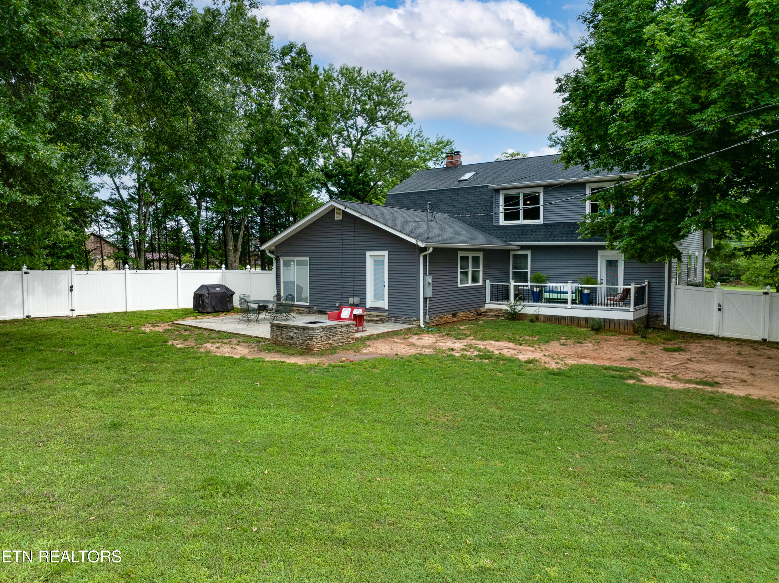 209 Montgomery Lane Maryville TN 37803