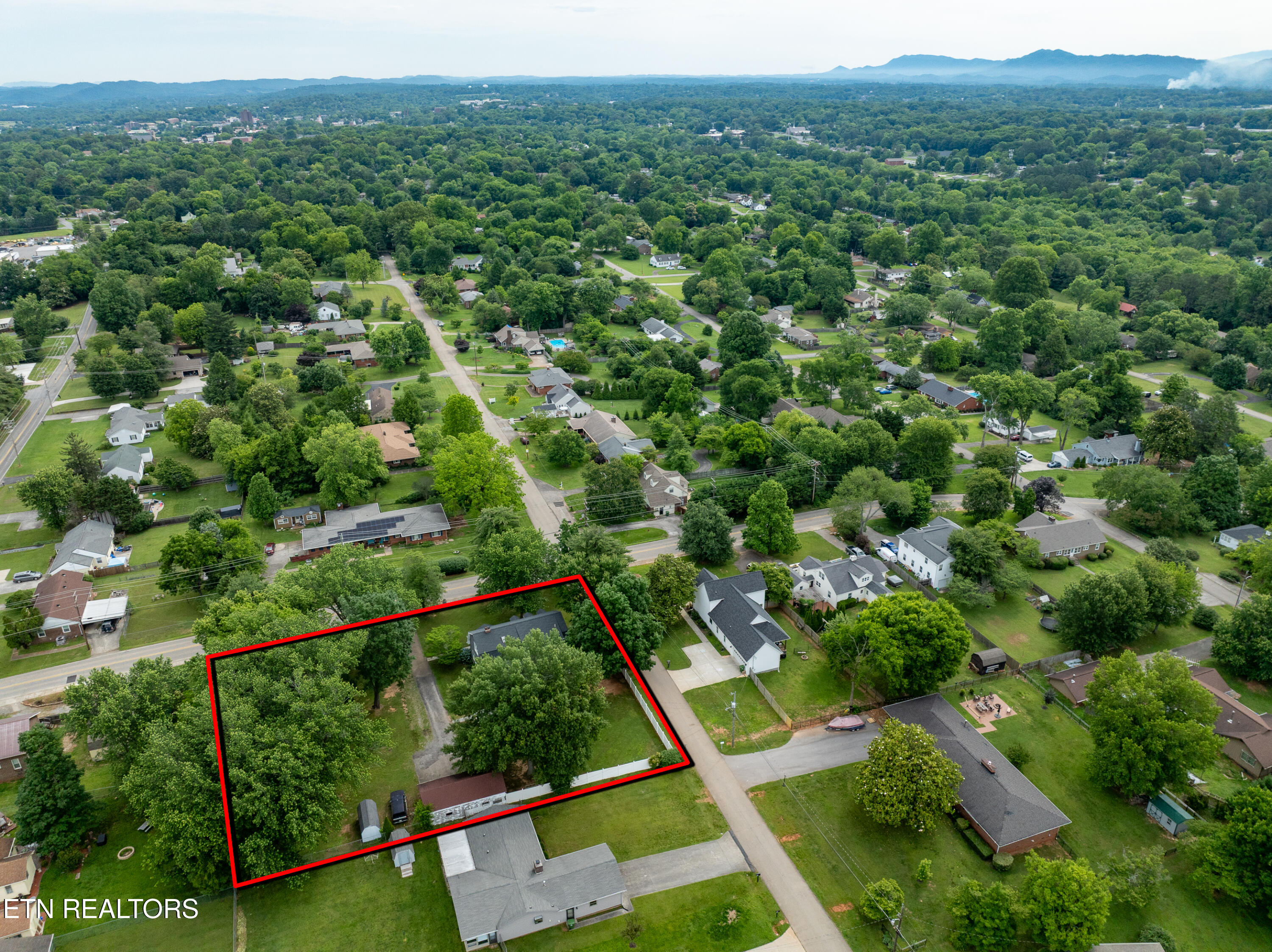 209 Montgomery Lane Maryville TN 37803