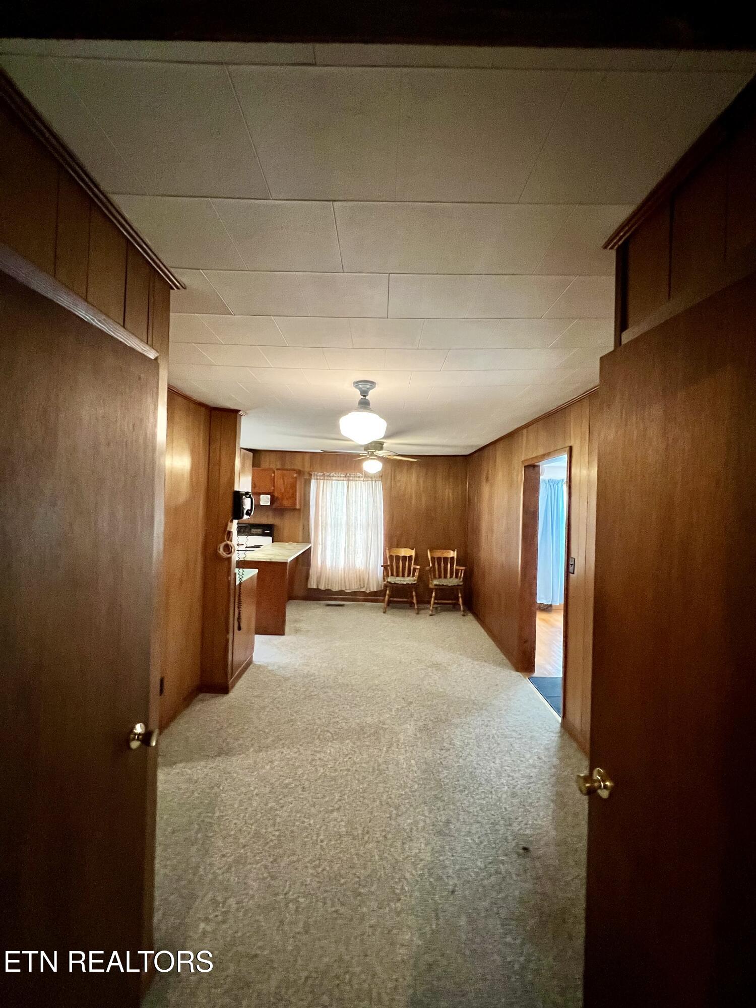 2750 Buffalo Road Oneida TN 37841