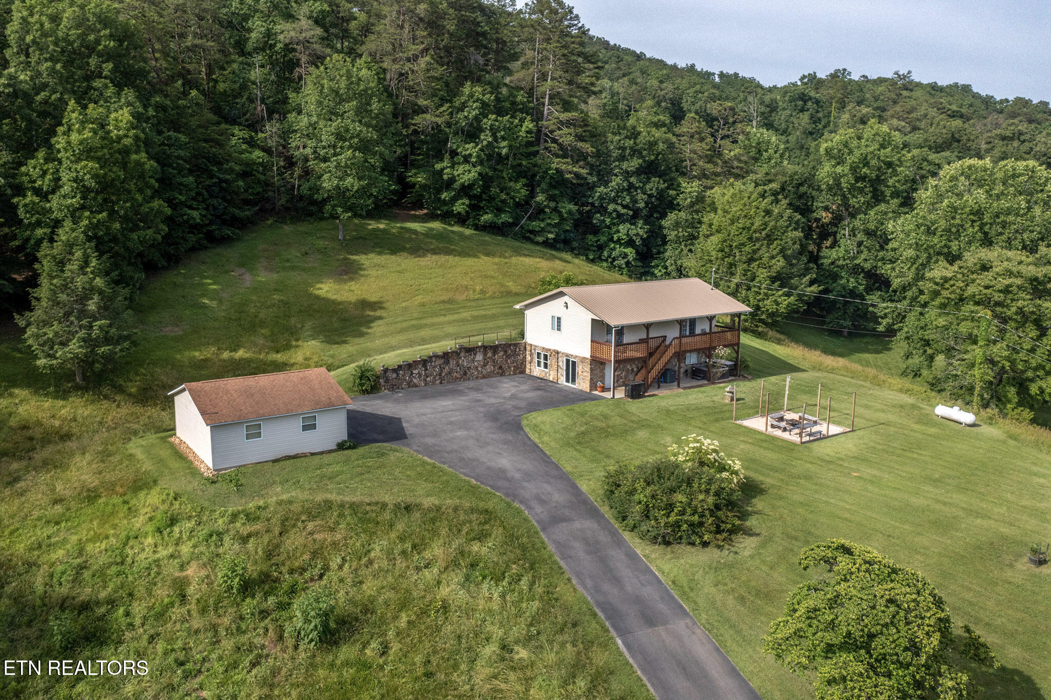 1315 Mccarter Hollow Road Sevierville TN 37862