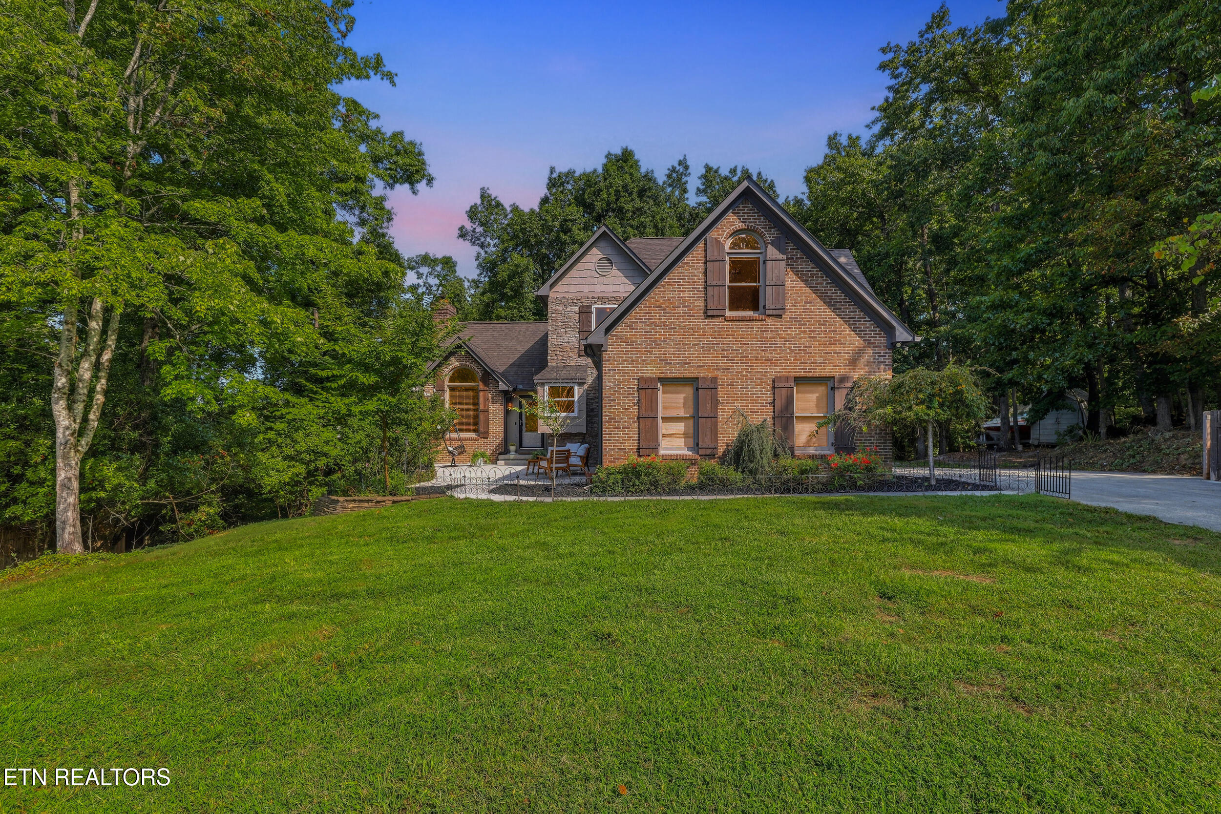 2018 Duck Cove Drive Knoxville TN 37922