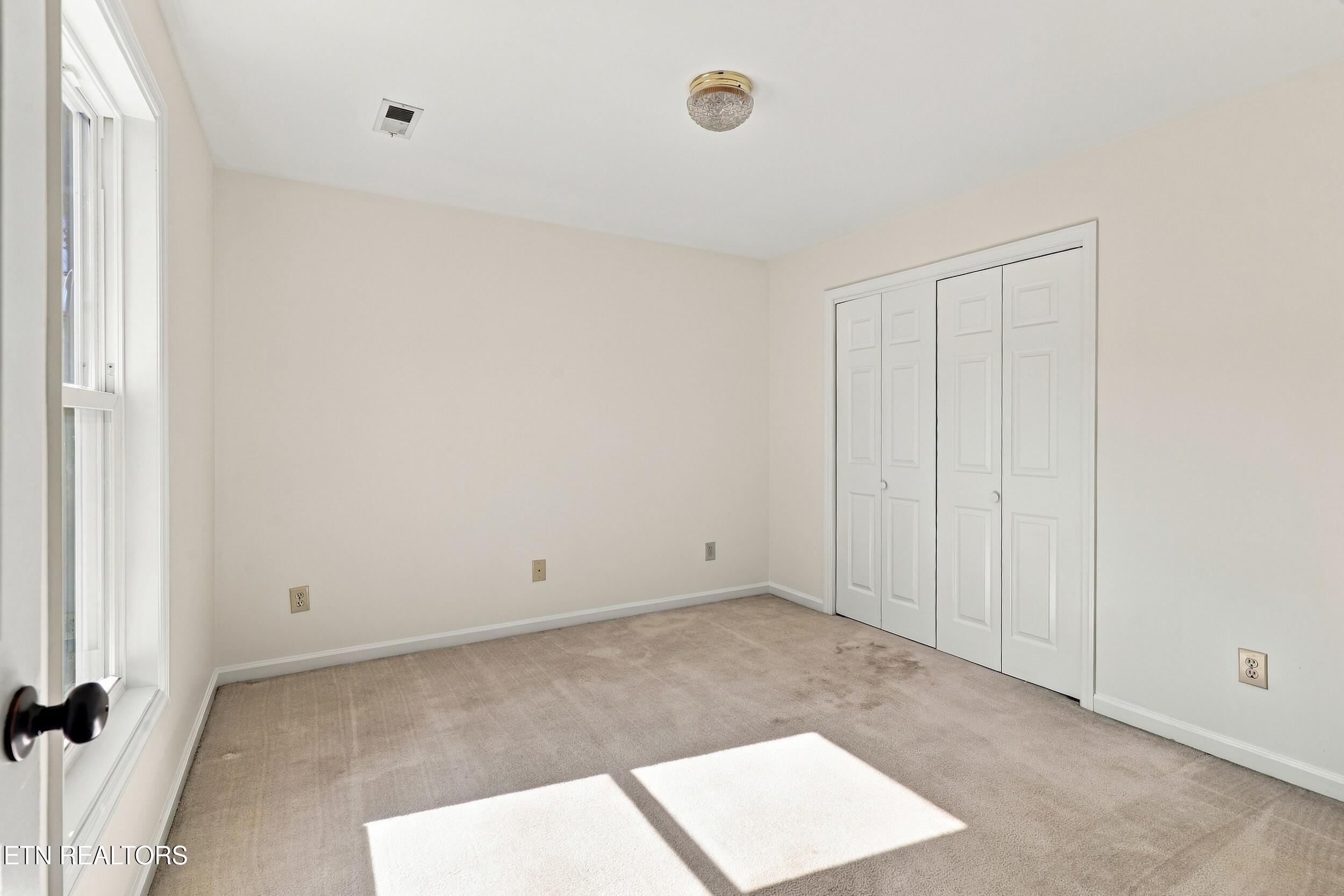 2018 Duck Cove Drive Knoxville TN 37922