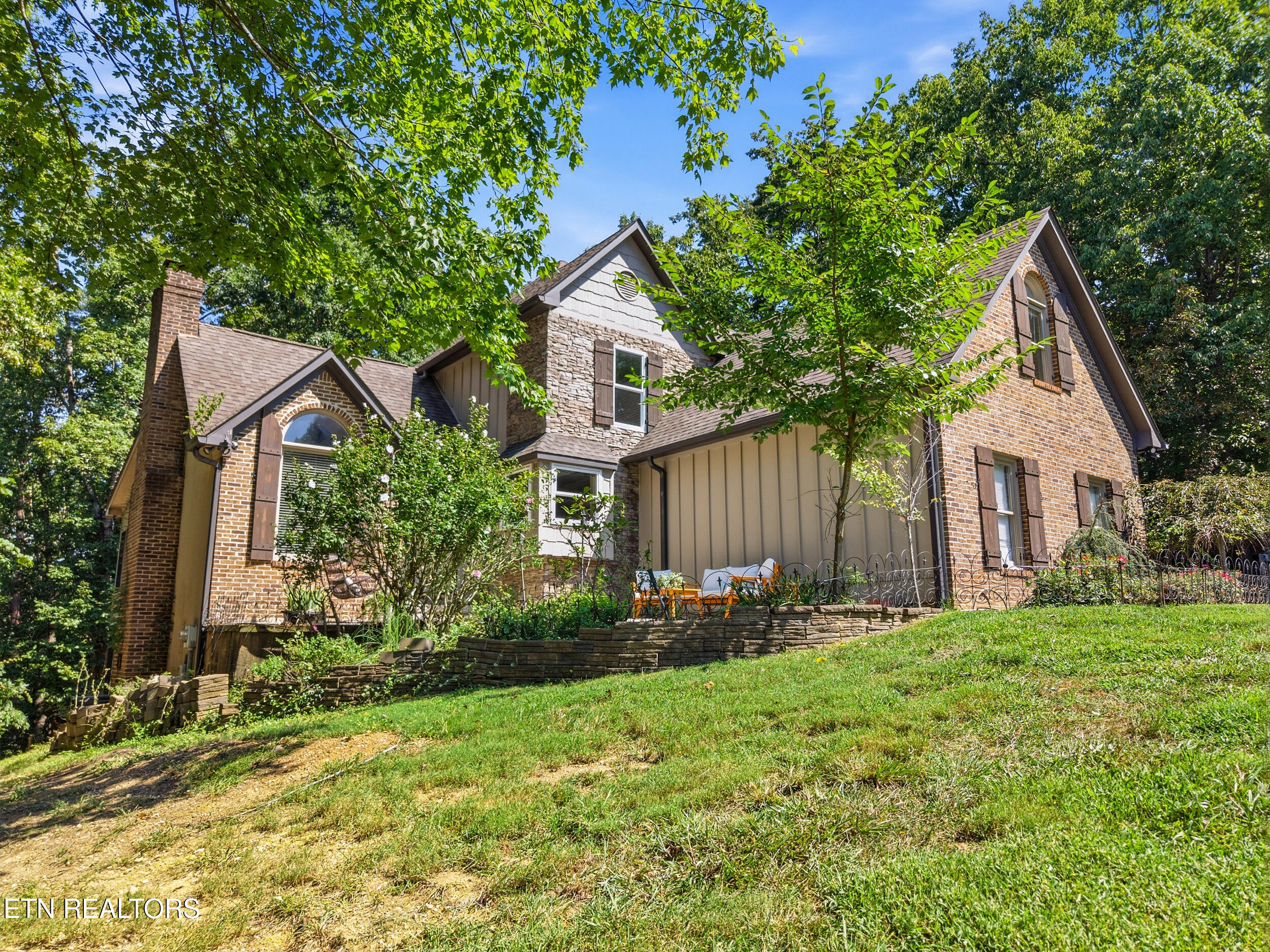 2018 Duck Cove Drive Knoxville TN 37922
