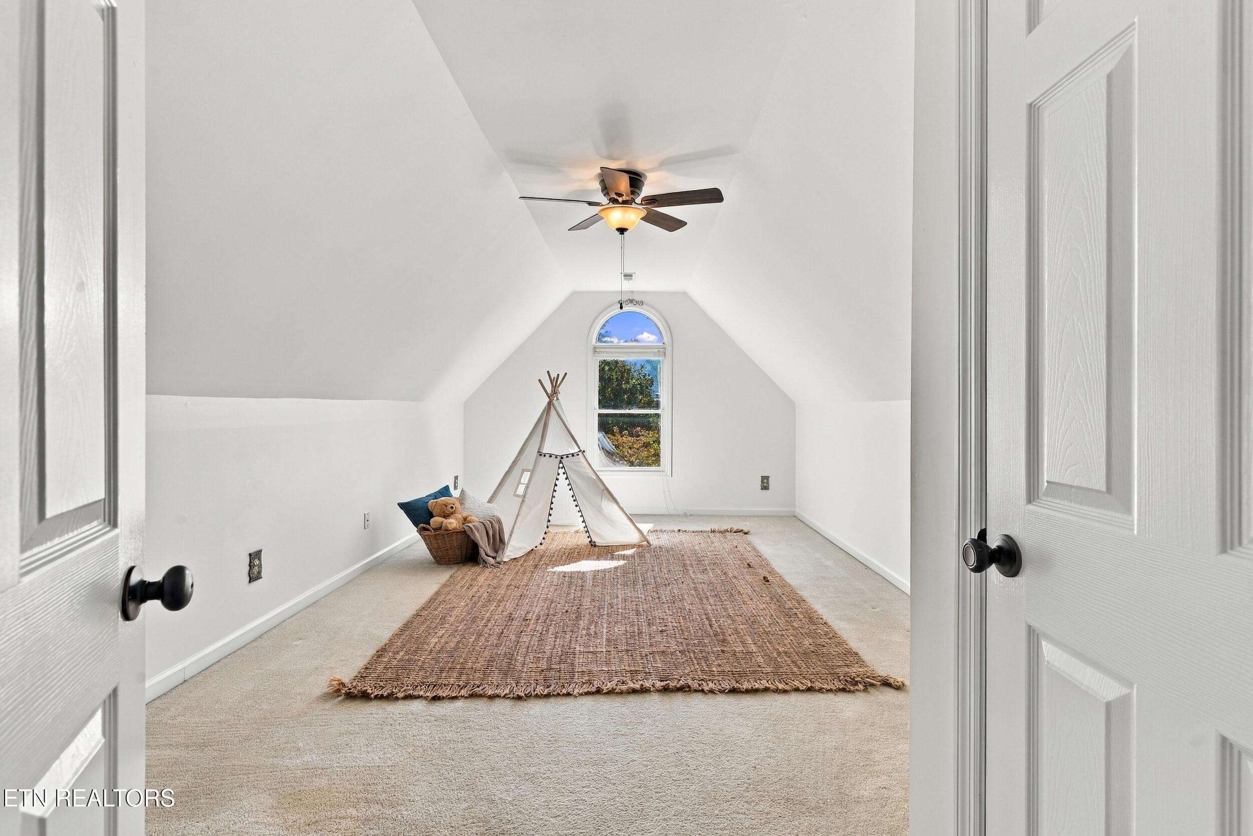 2018 Duck Cove Drive Knoxville TN 37922