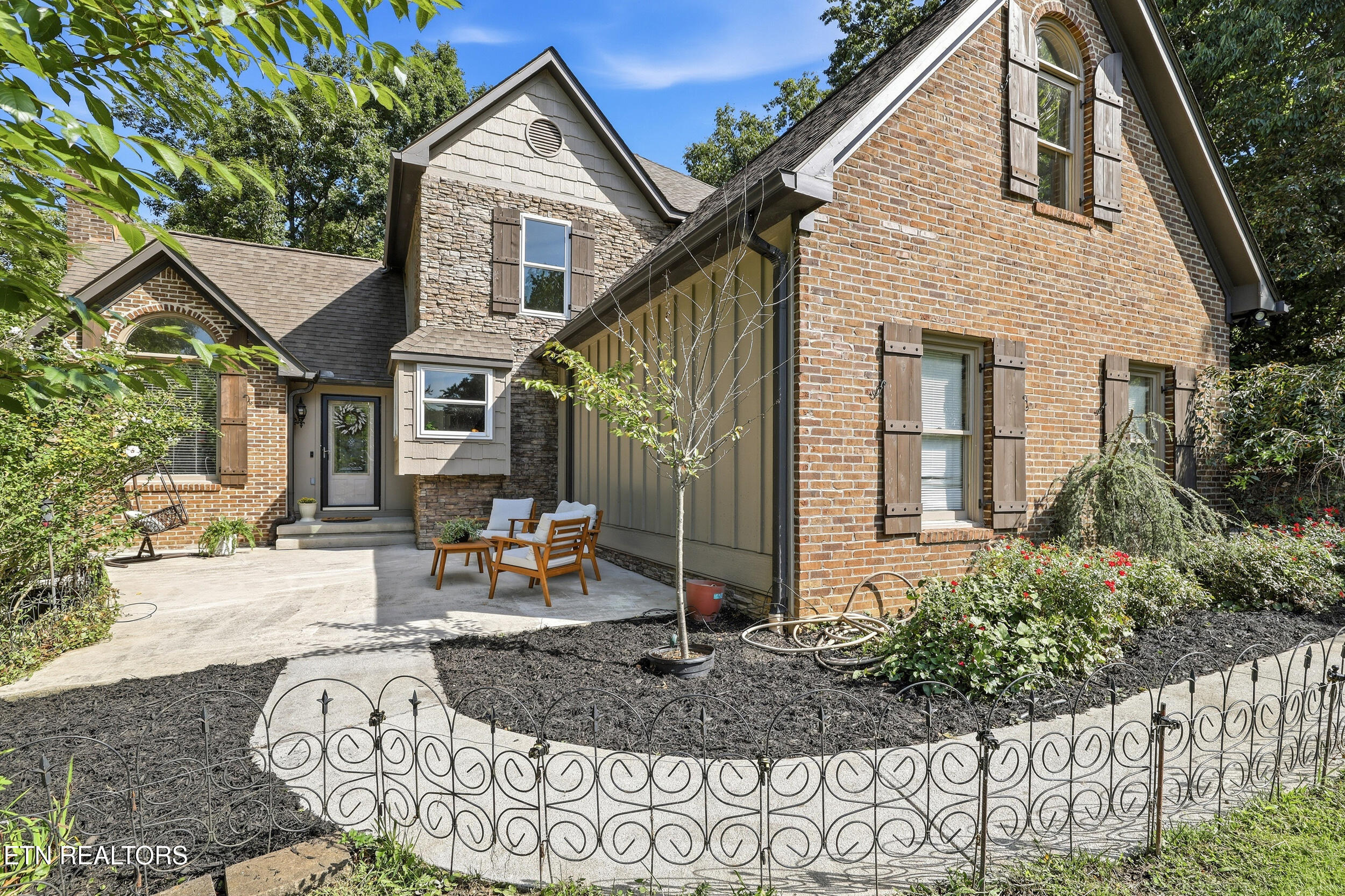 2018 Duck Cove Drive Knoxville TN 37922