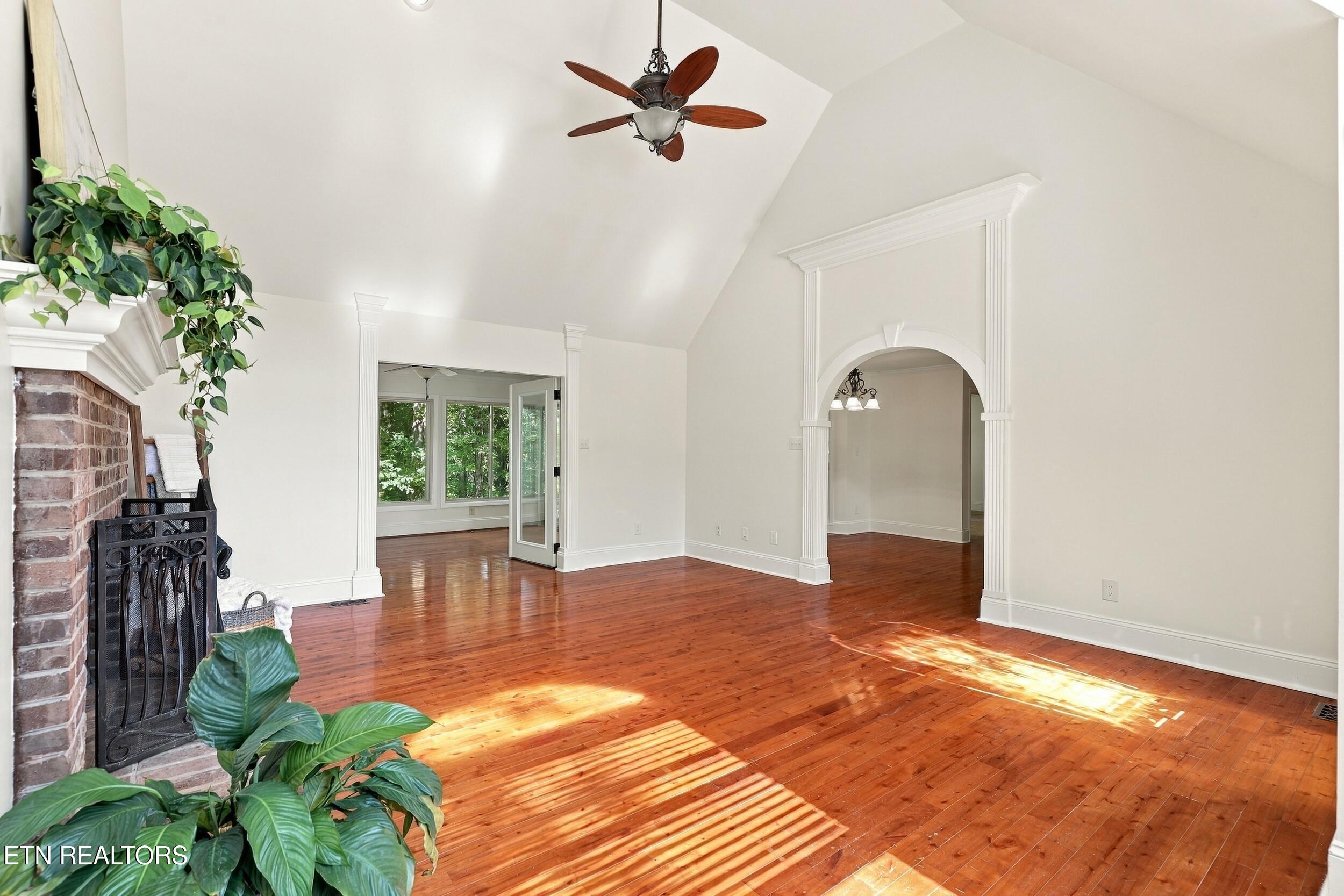 2018 Duck Cove Drive Knoxville TN 37922