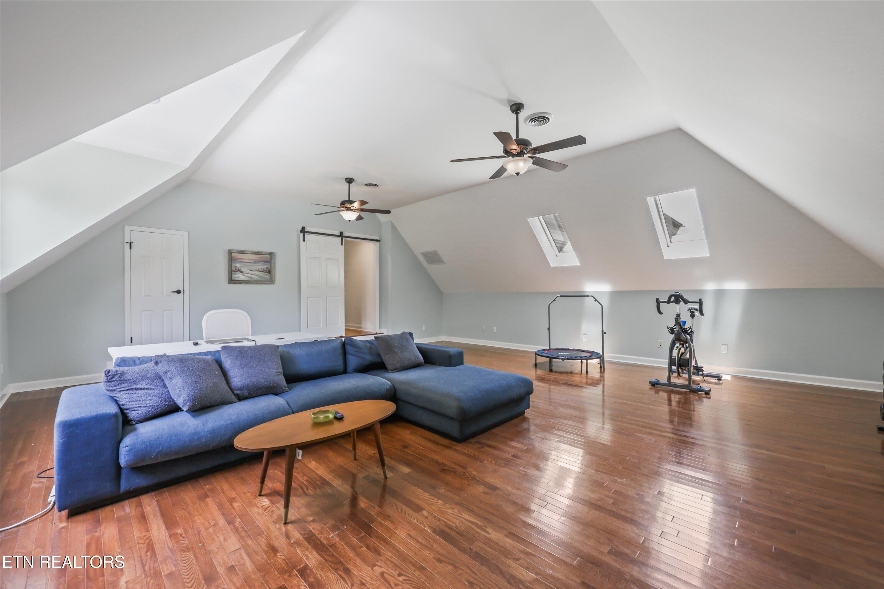 231 Sandringham Court Knoxville TN 37934