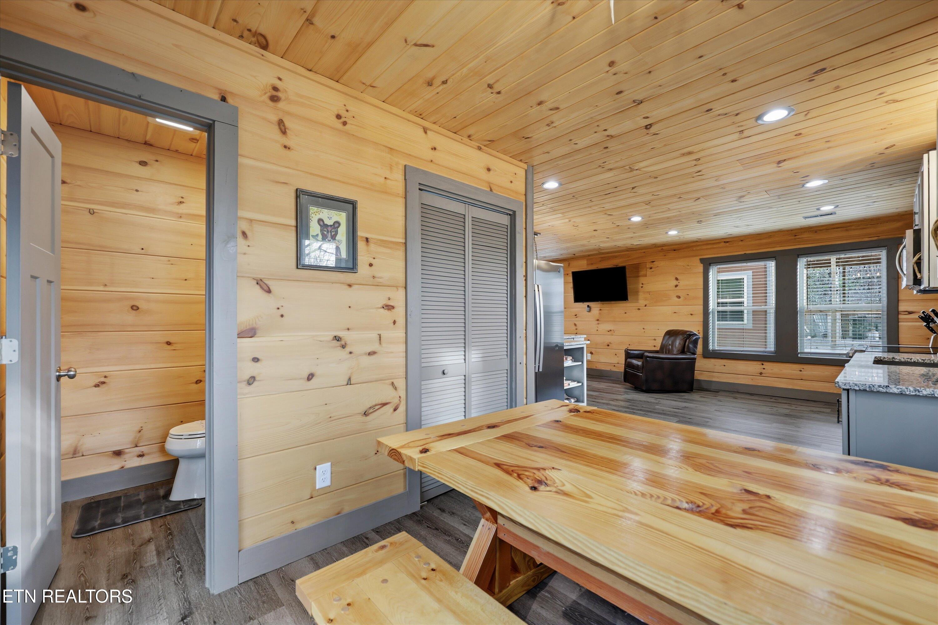 1010 Ravens Ford Way Sevierville TN 37876