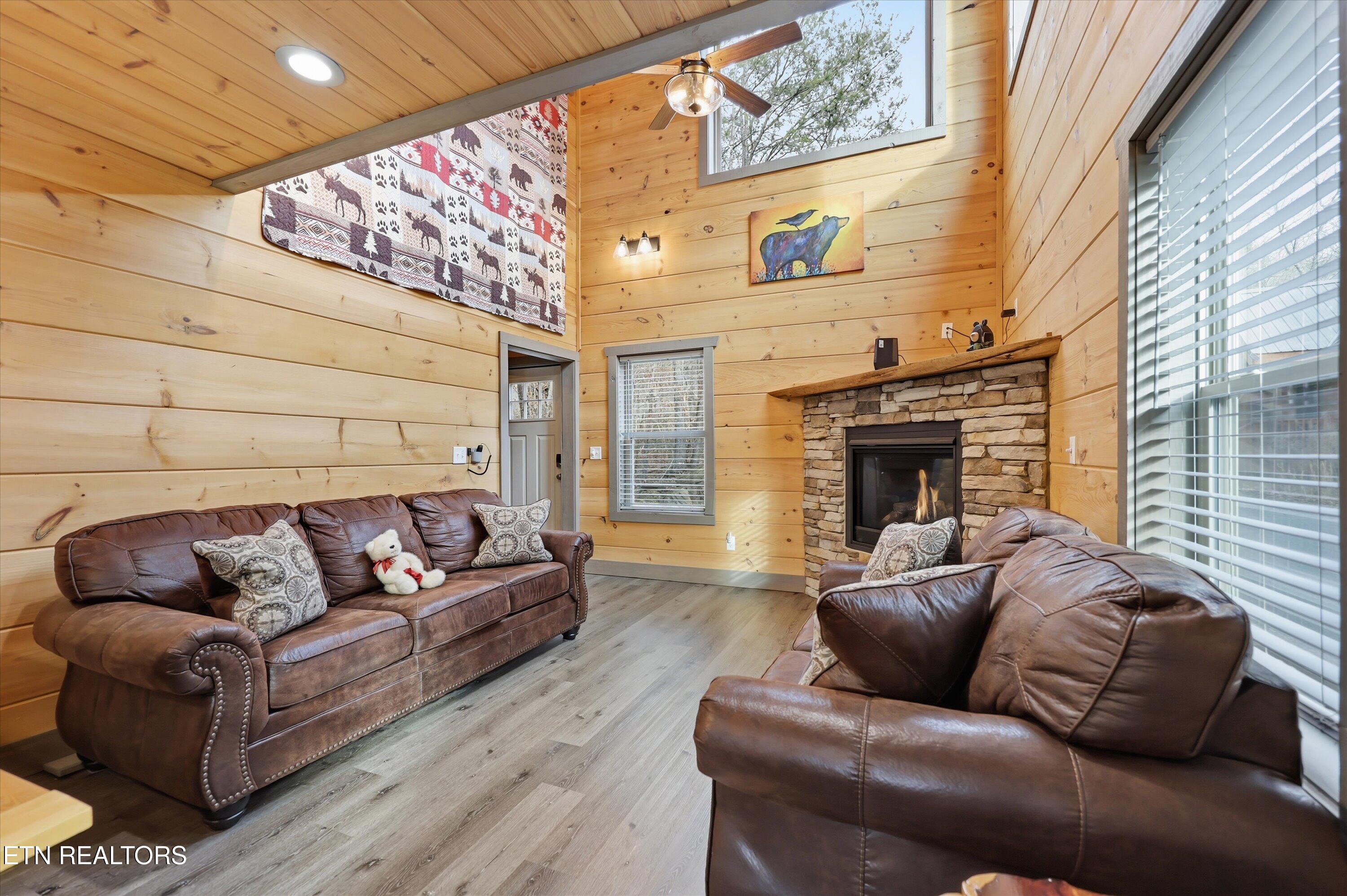 1010 Ravens Ford Way Sevierville TN 37876