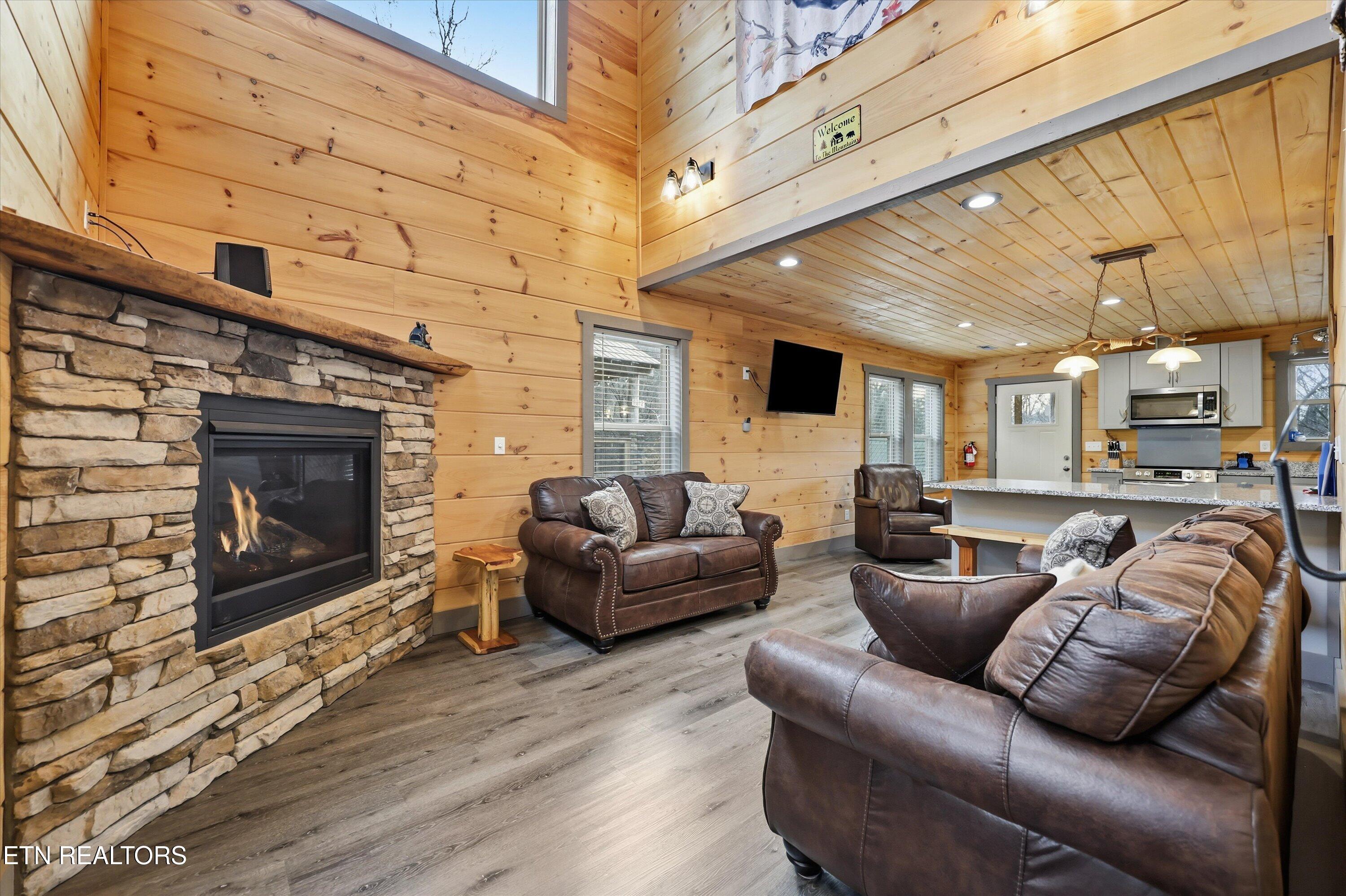 1010 Ravens Ford Way Sevierville TN 37876