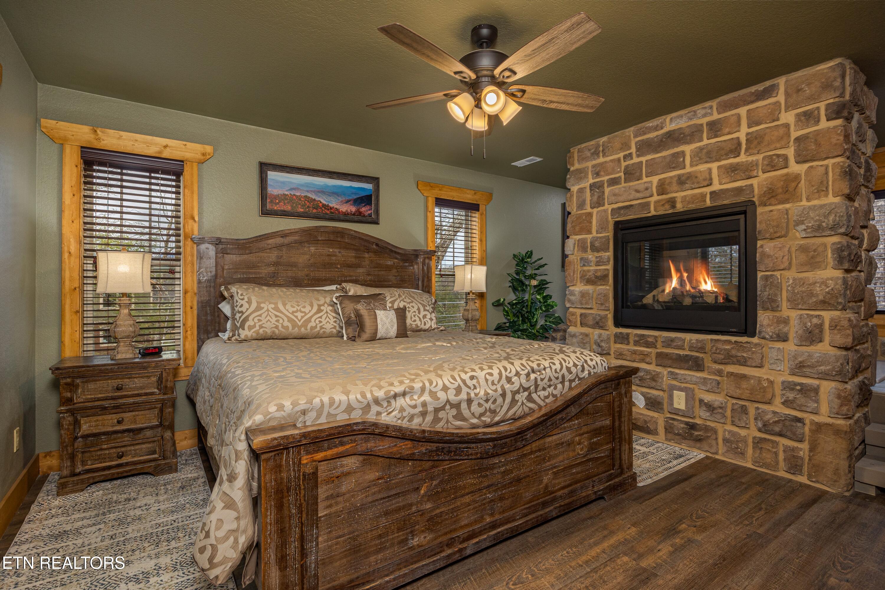 1019 Potters Way Gatlinburg TN 37738