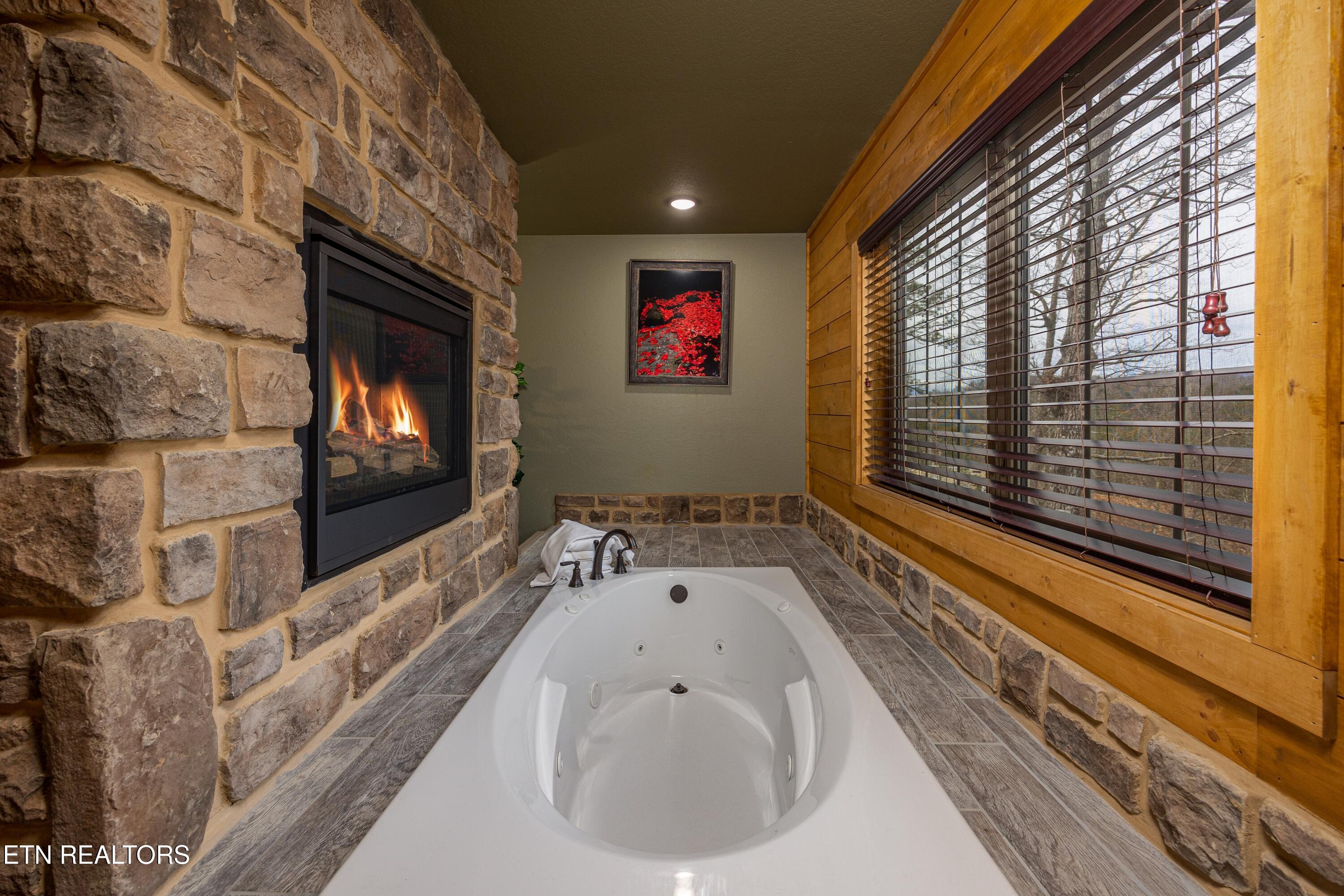 1019 Potters Way Gatlinburg TN 37738