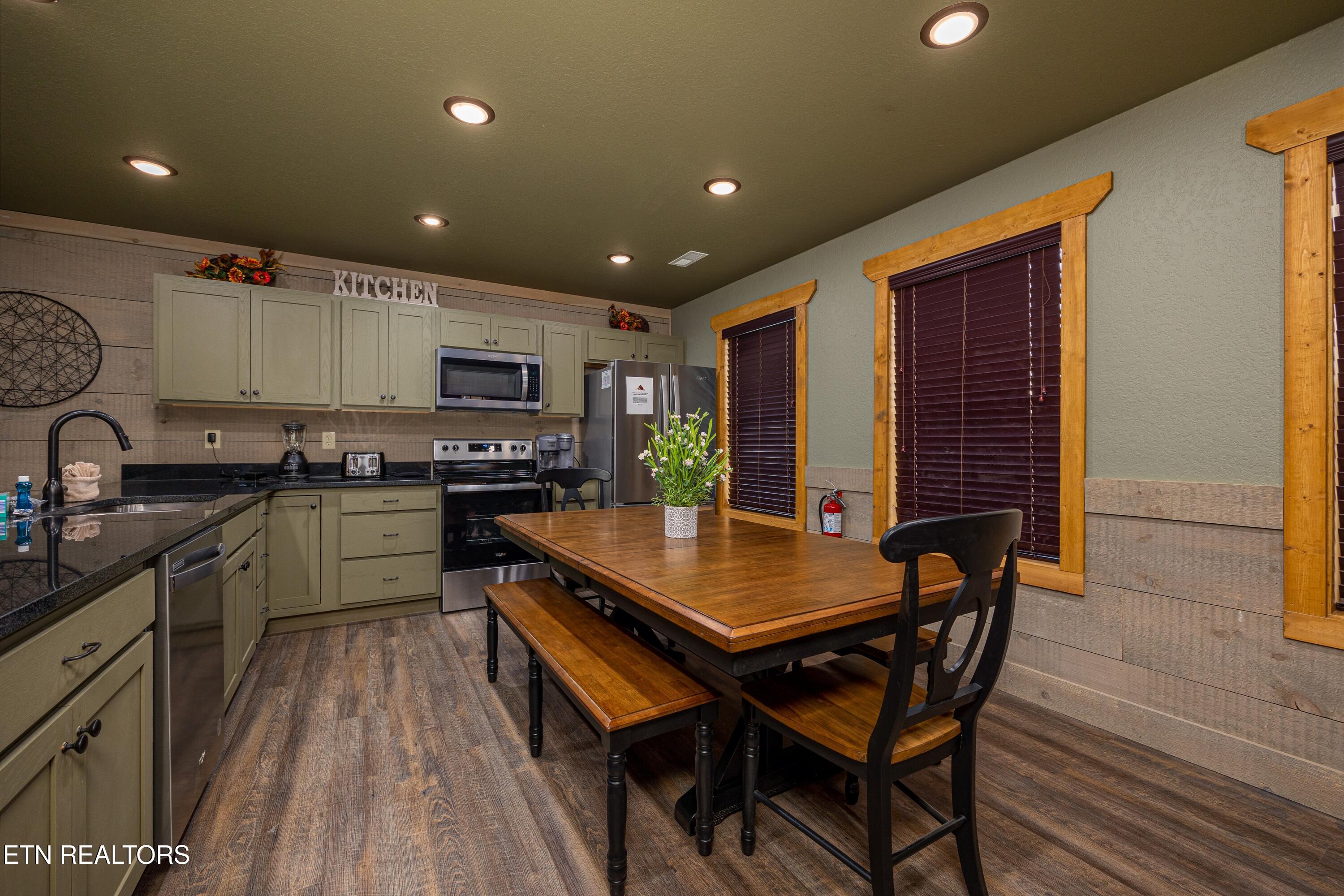 1019 Potters Way Gatlinburg TN 37738