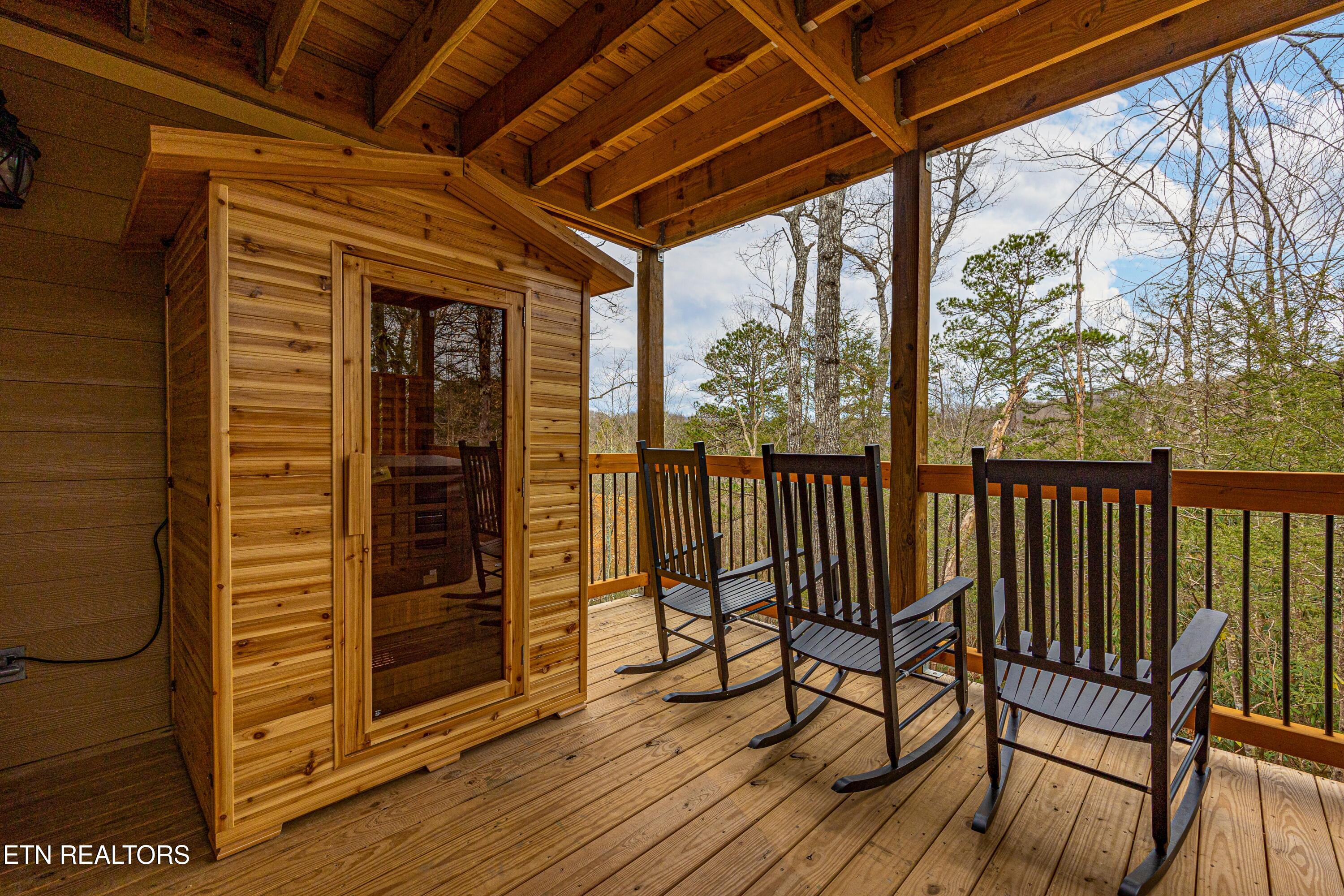 1019 Potters Way Gatlinburg TN 37738