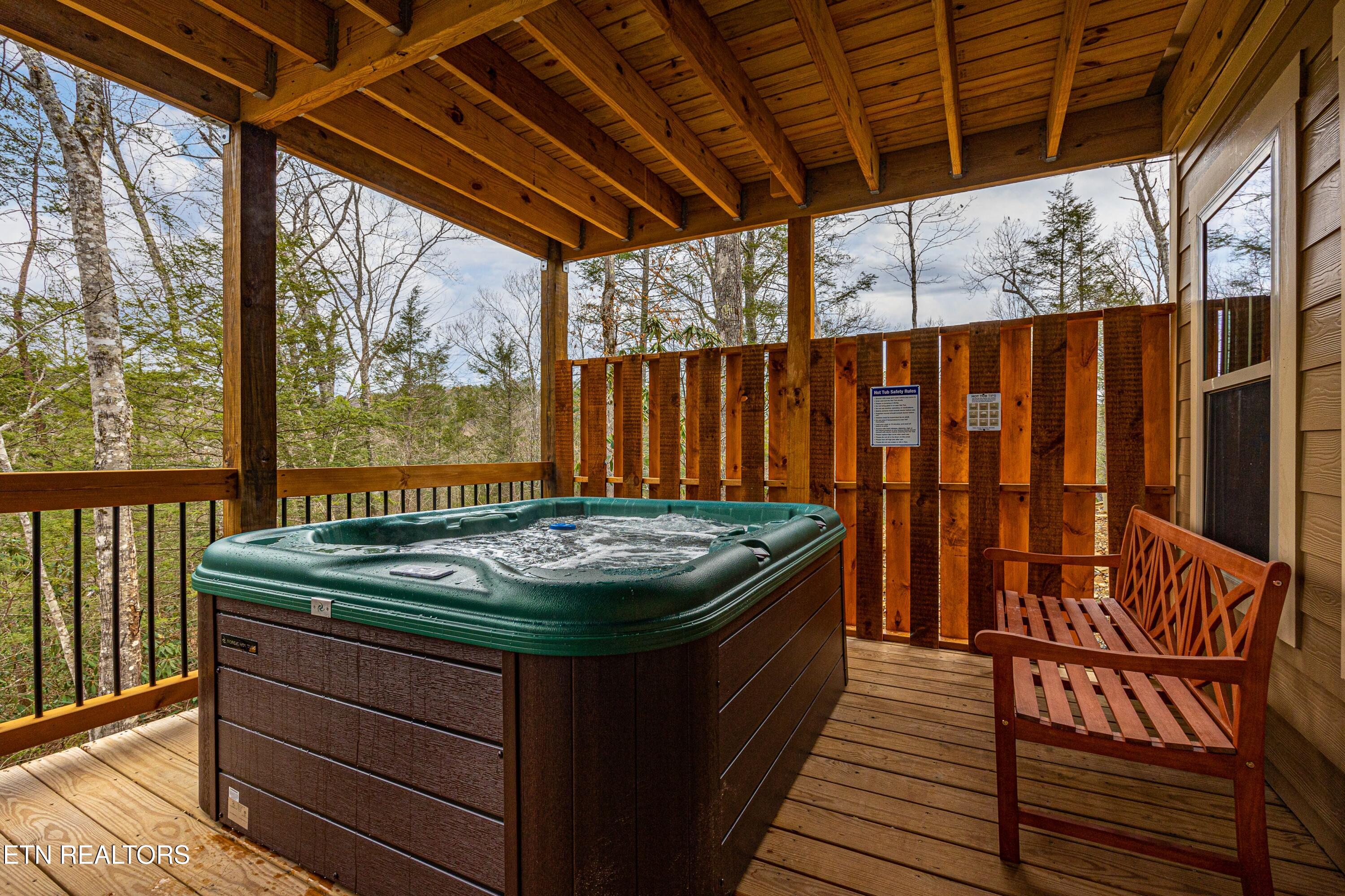 1019 Potters Way Gatlinburg TN 37738