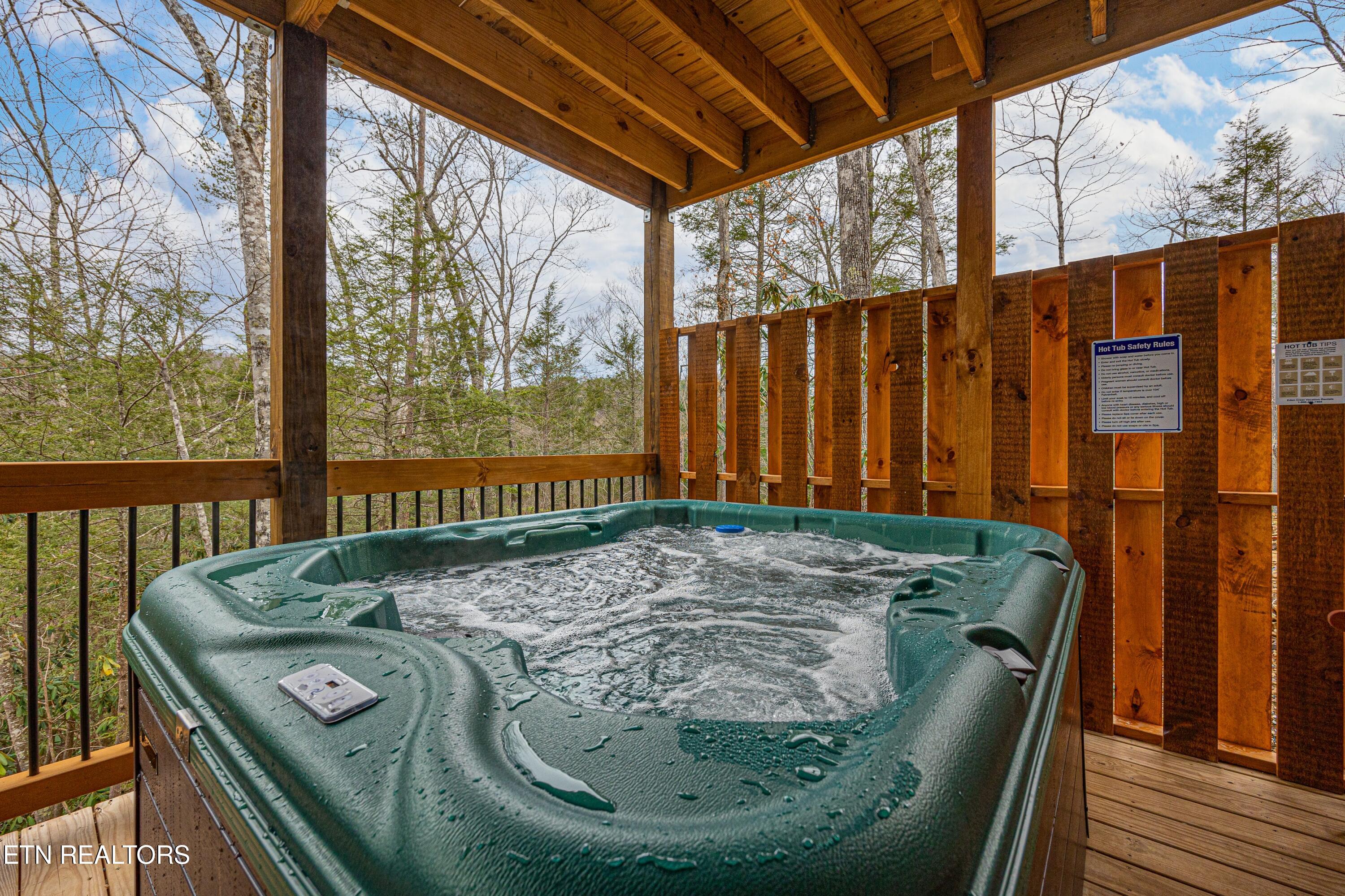 1019 Potters Way Gatlinburg TN 37738