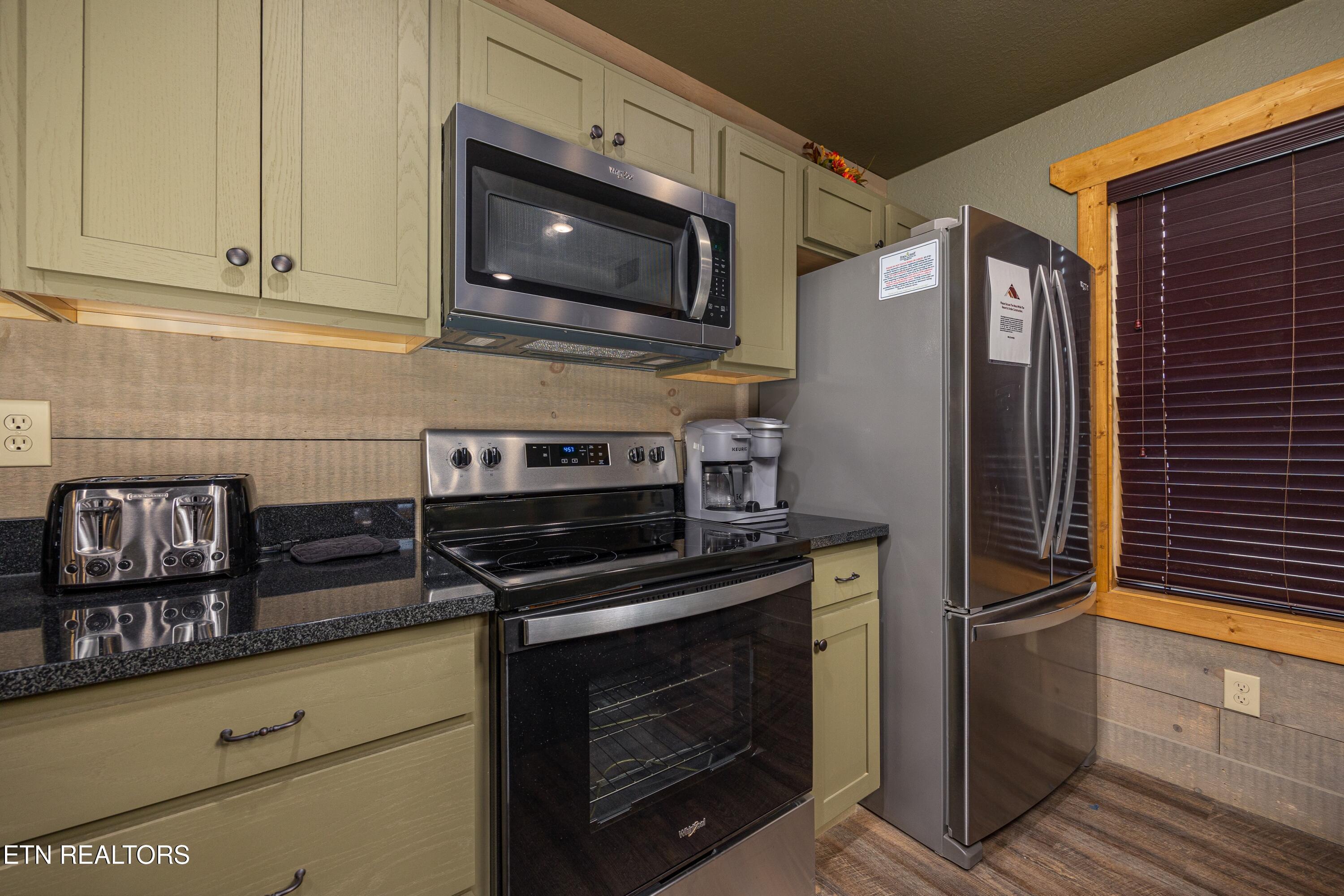 1019 Potters Way Gatlinburg TN 37738