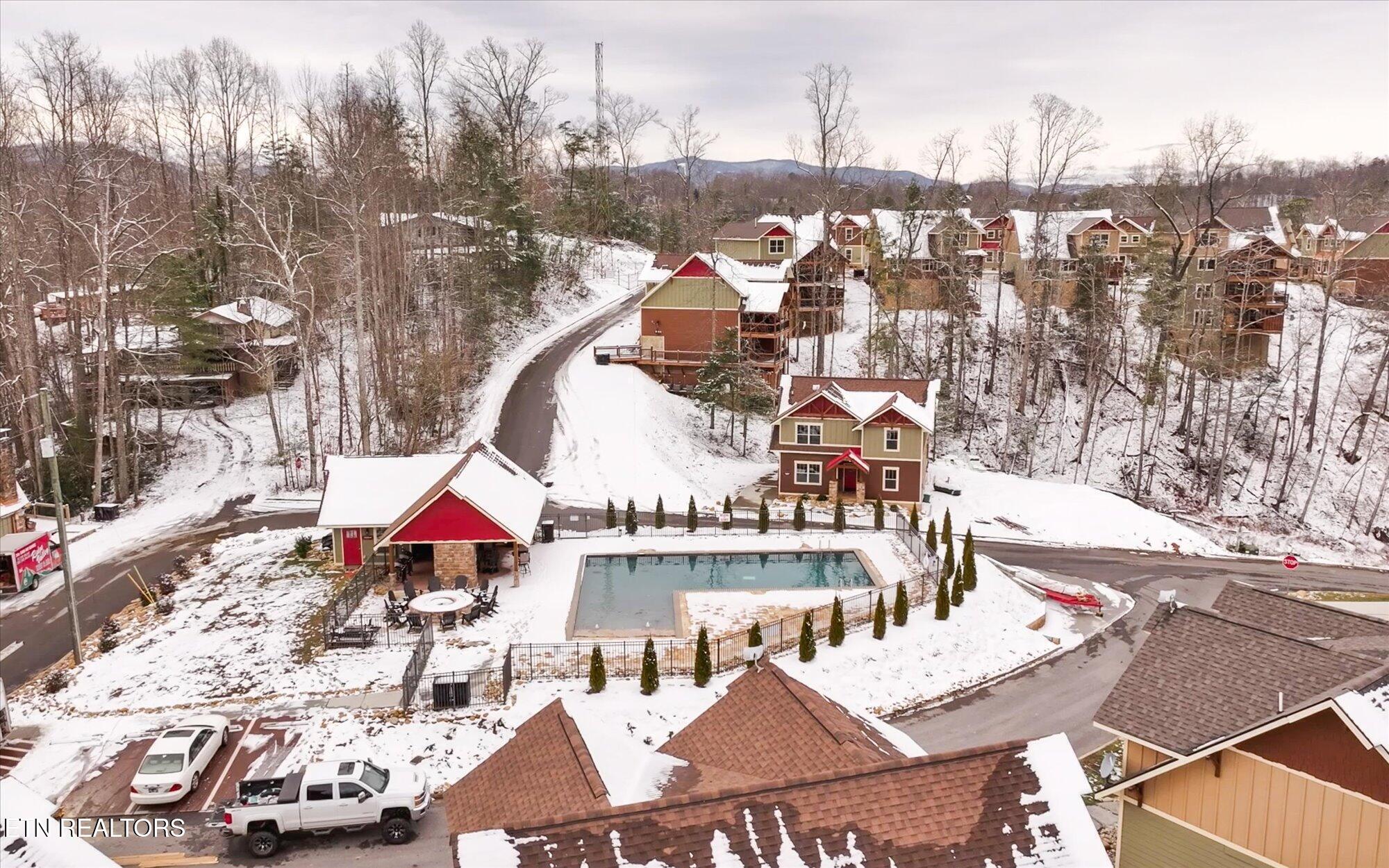 1019 Potters Way Gatlinburg TN 37738