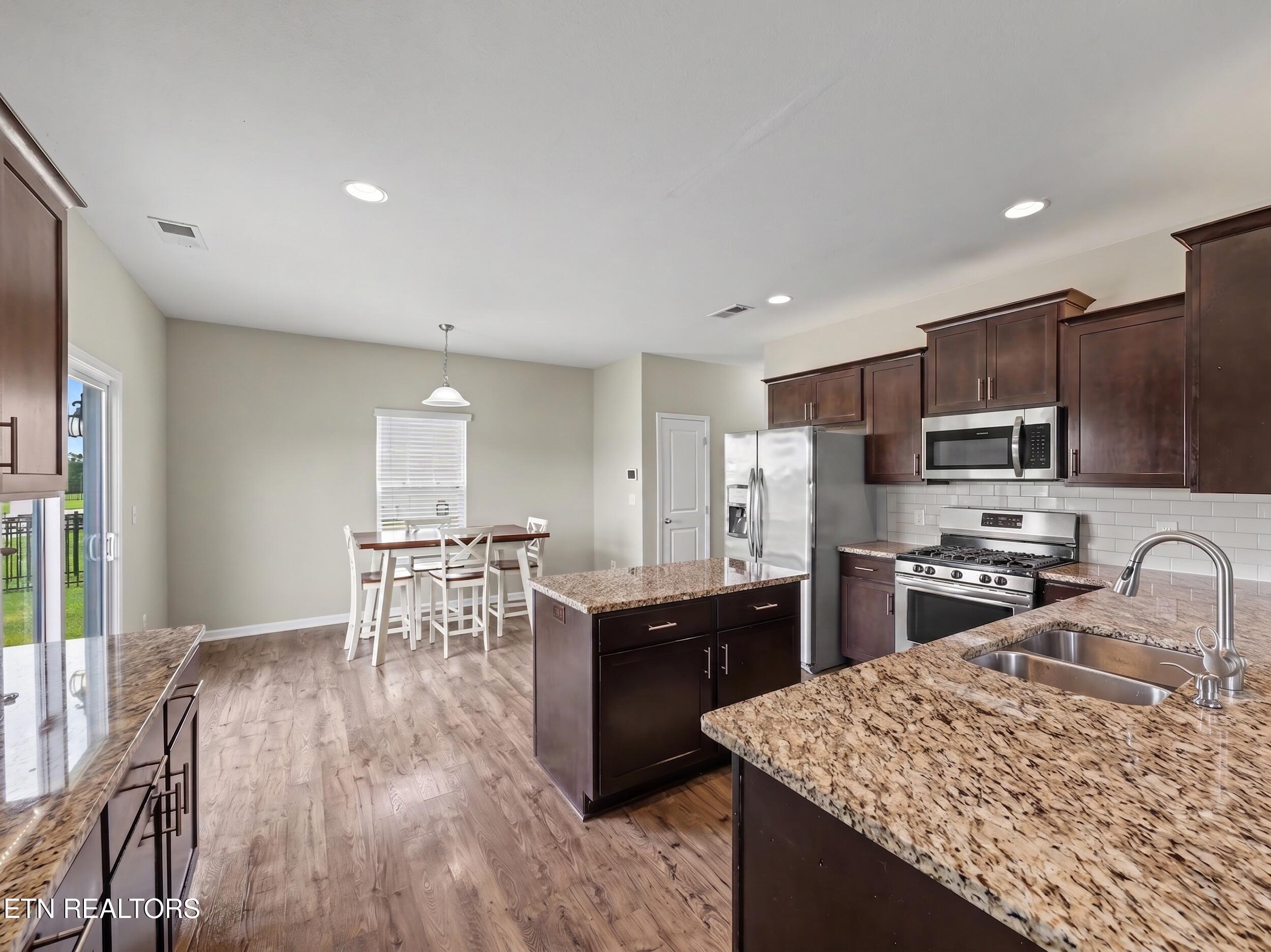 2738 Vista Meadows Lane Sevierville TN 37876