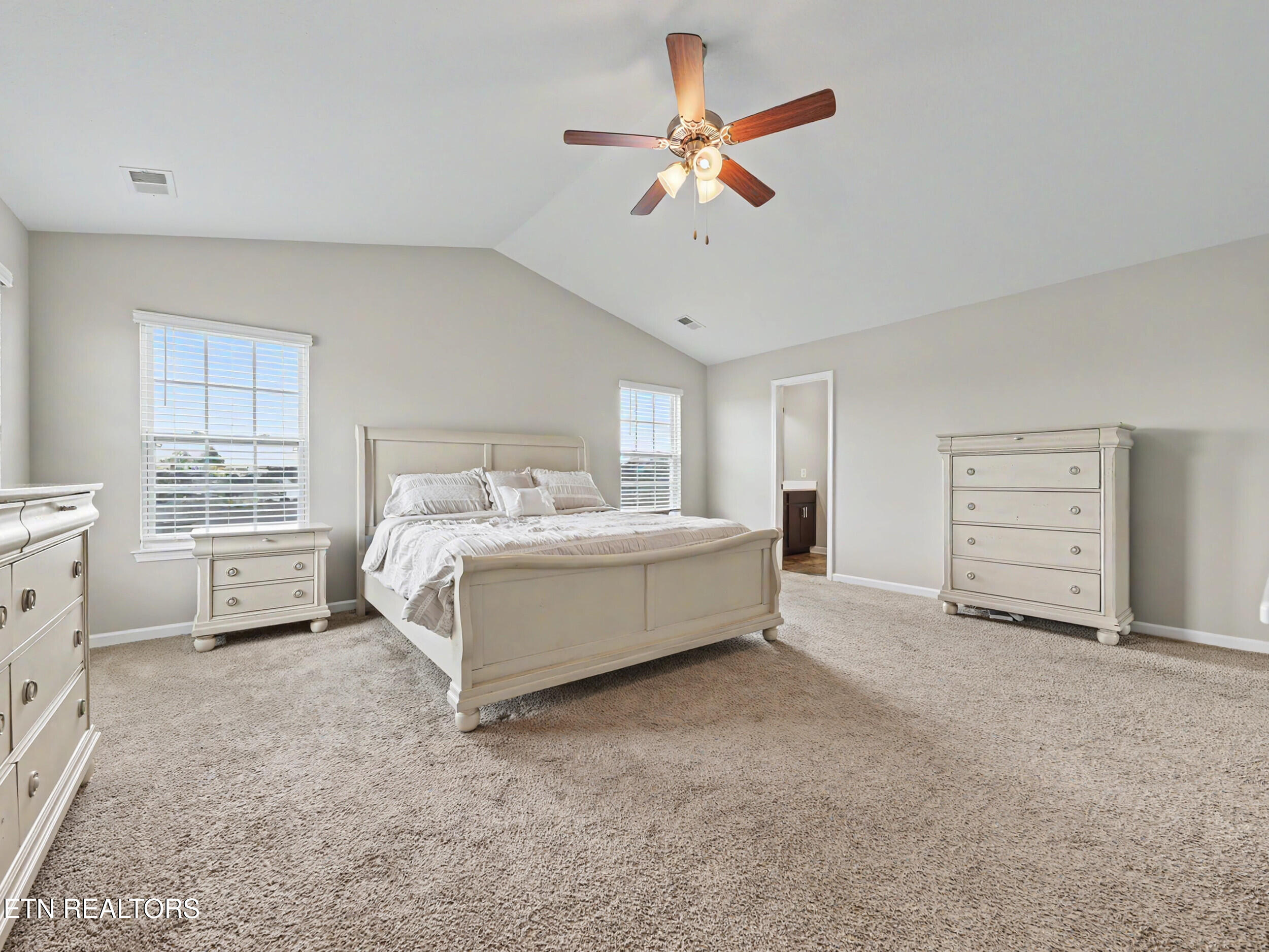 2738 Vista Meadows Lane Sevierville TN 37876