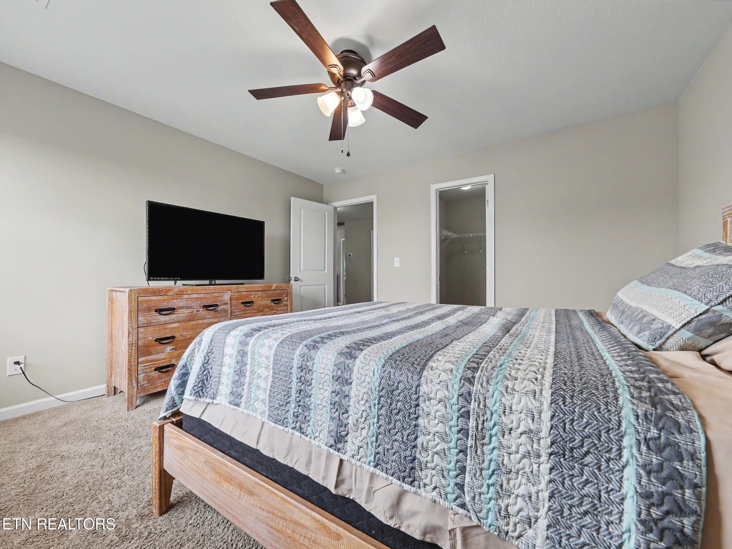 2738 Vista Meadows Lane Sevierville TN 37876
