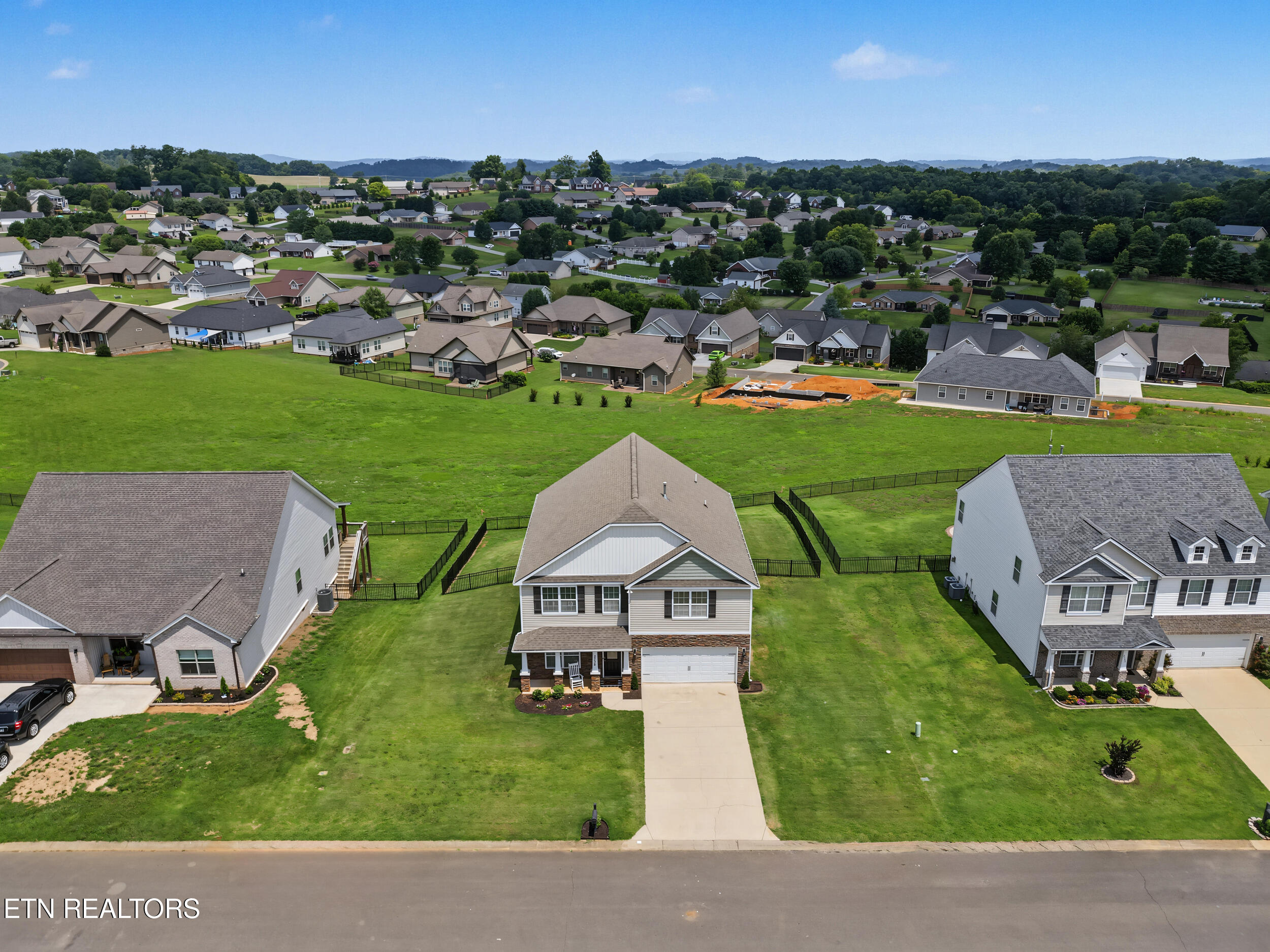 2738 Vista Meadows Lane Sevierville TN 37876