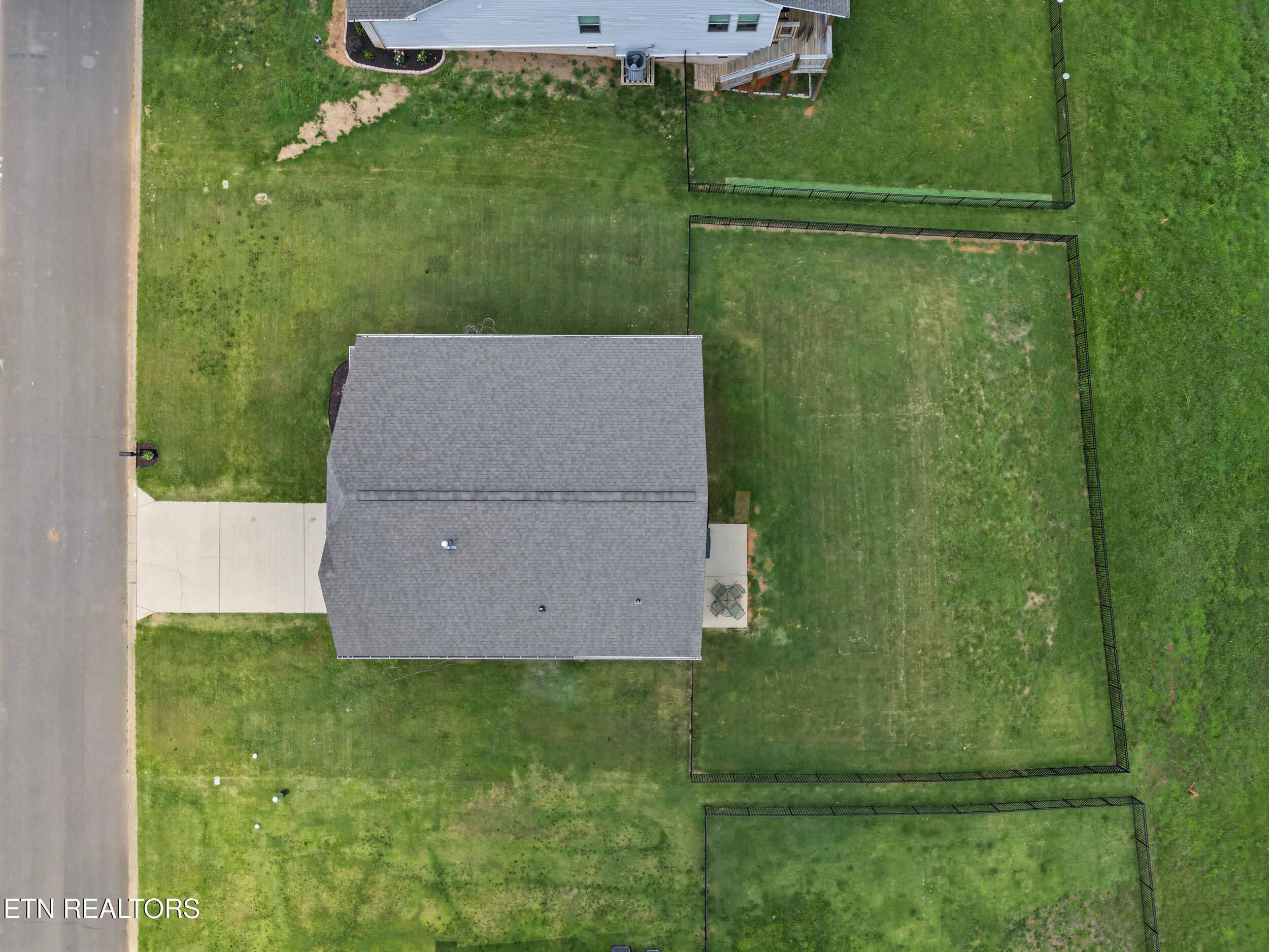 2738 Vista Meadows Lane Sevierville TN 37876