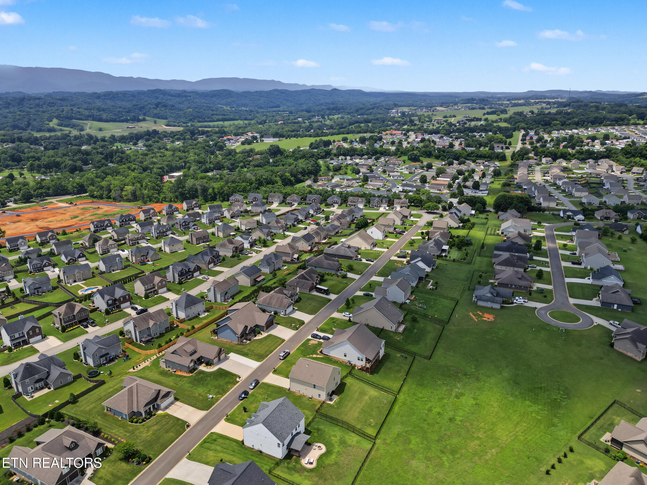 2738 Vista Meadows Lane Sevierville TN 37876