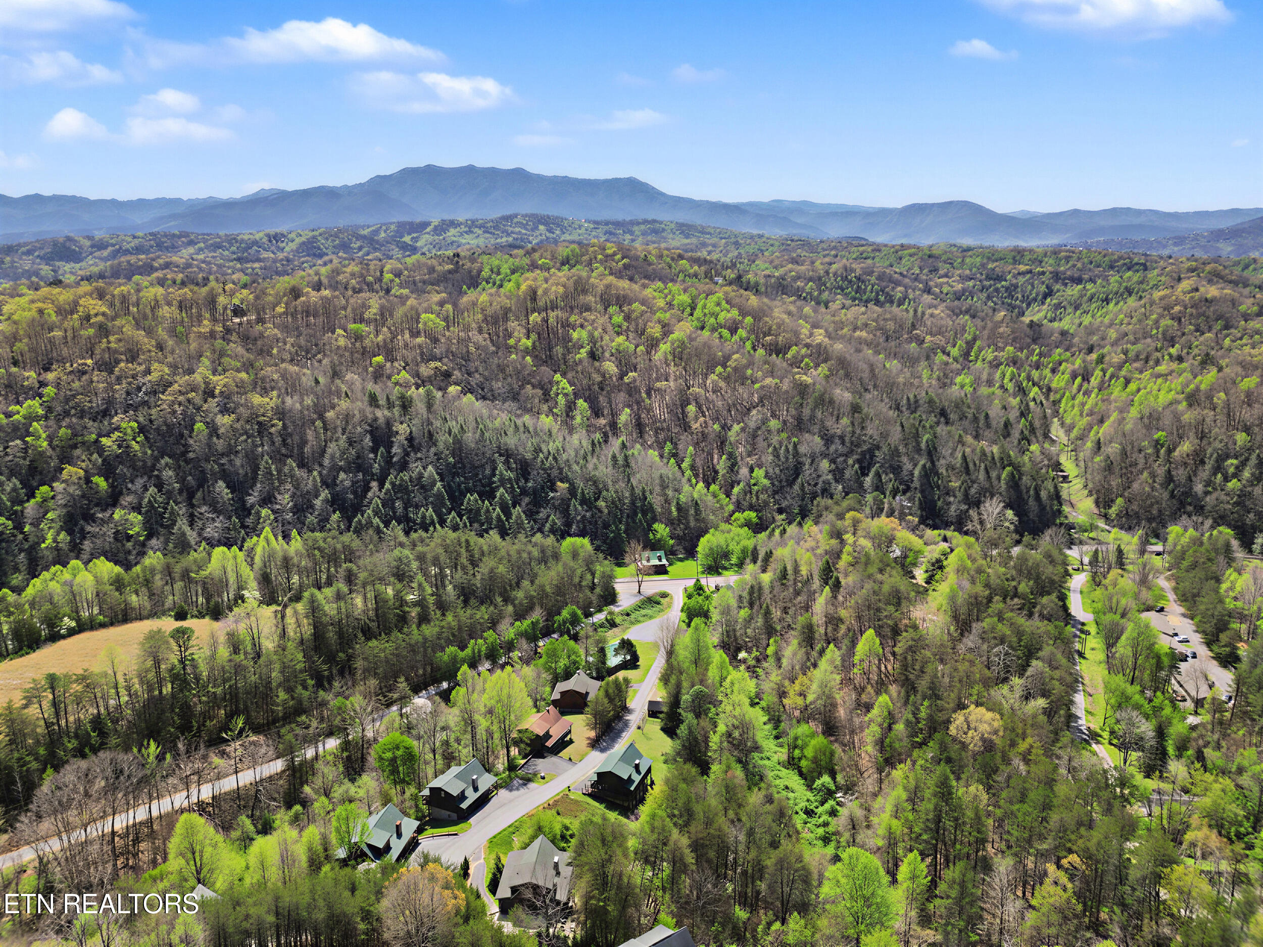 1984 E Mountain View Way Sevierville TN 37862