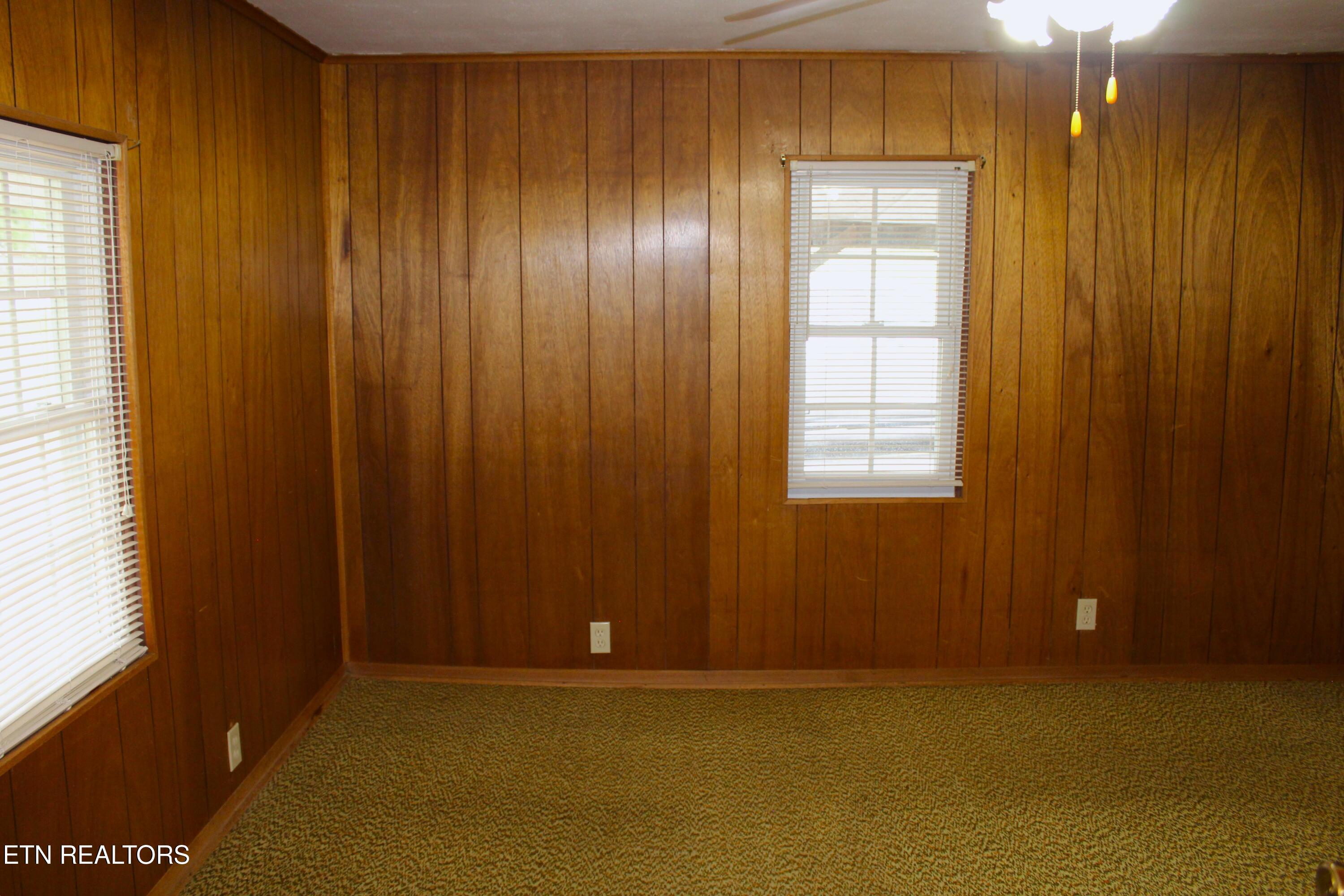 1507 Paris Road Knoxville TN 37912