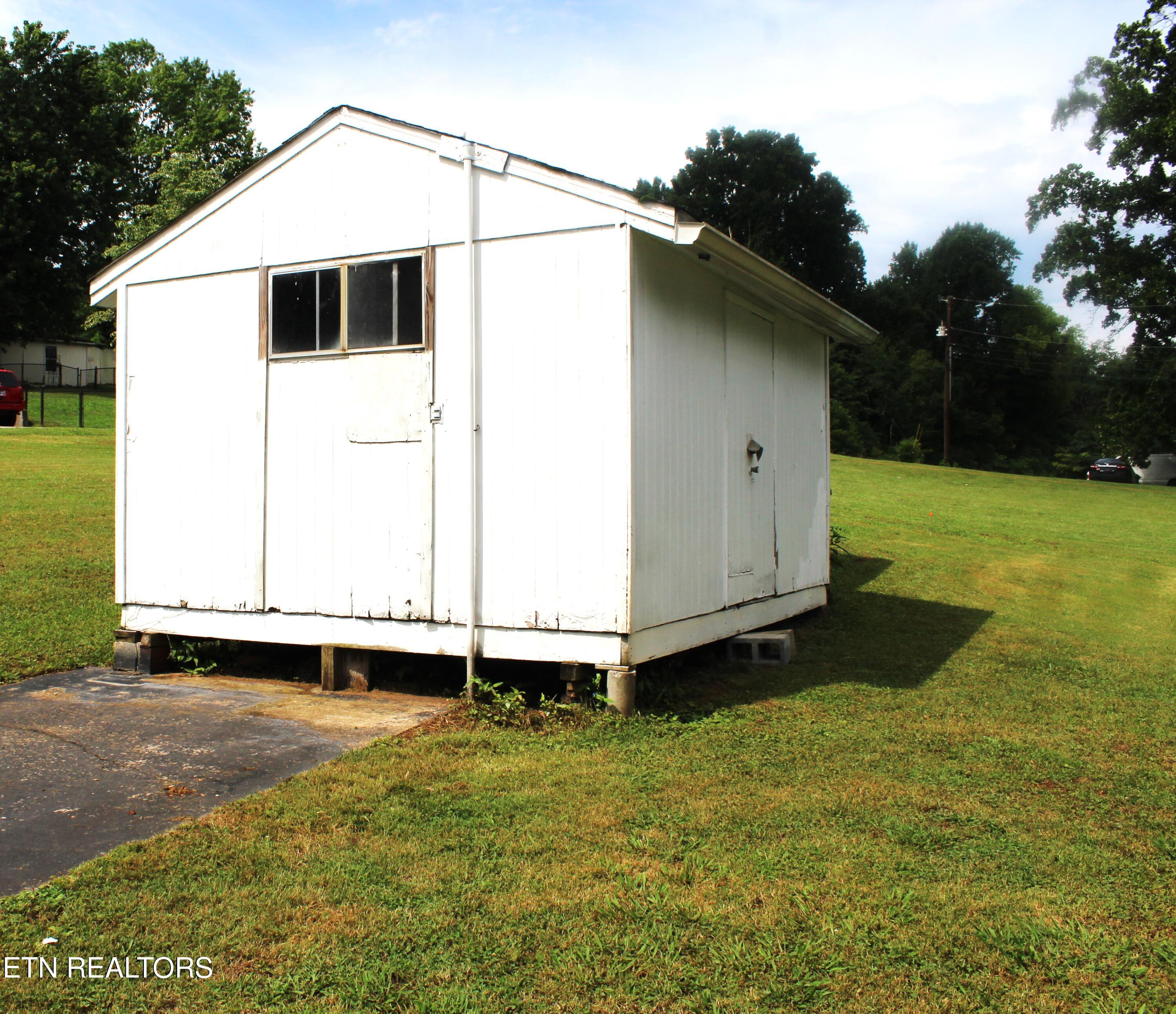 1507 Paris Road Knoxville TN 37912