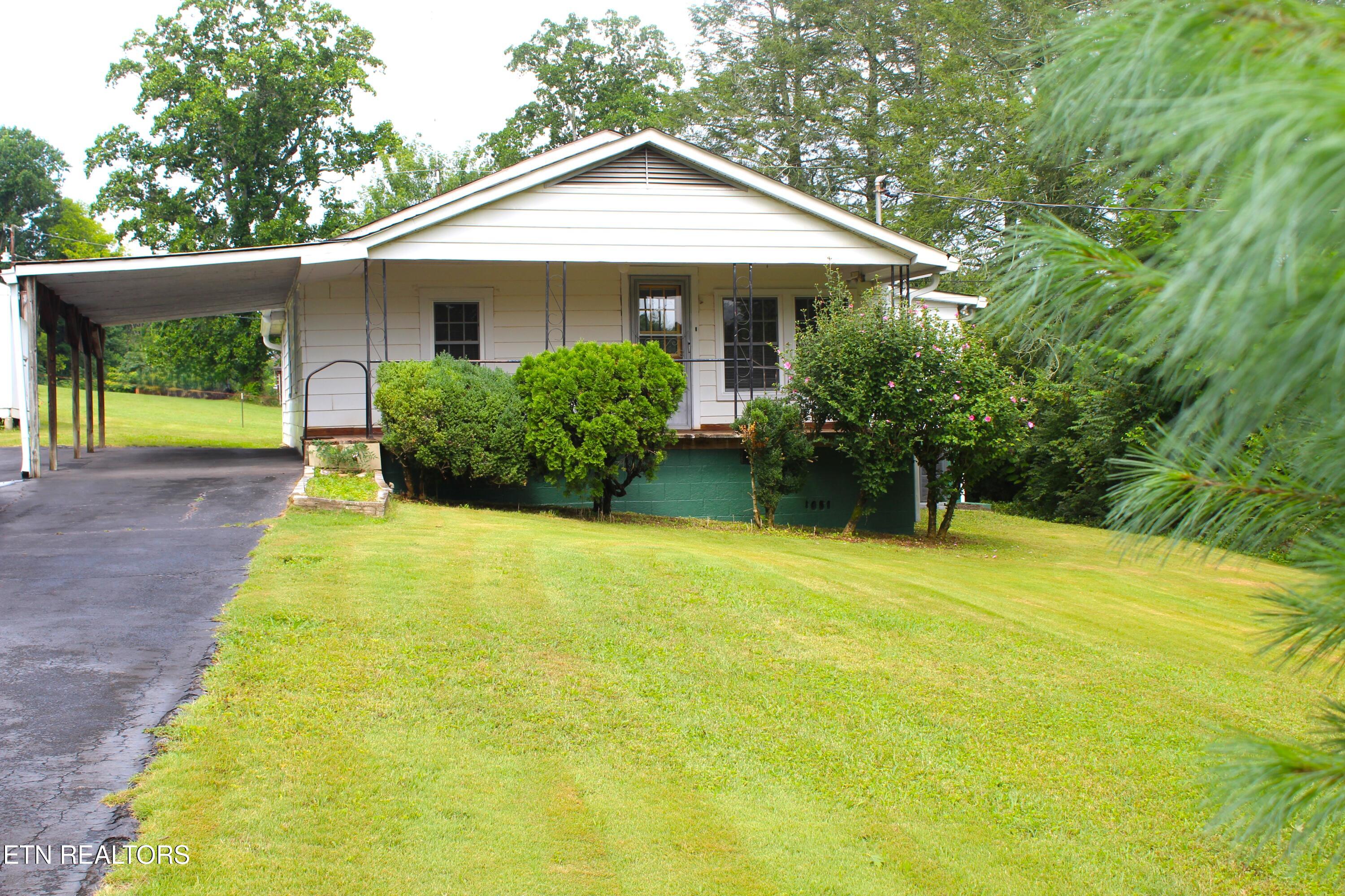 1507 Paris Road Knoxville TN 37912