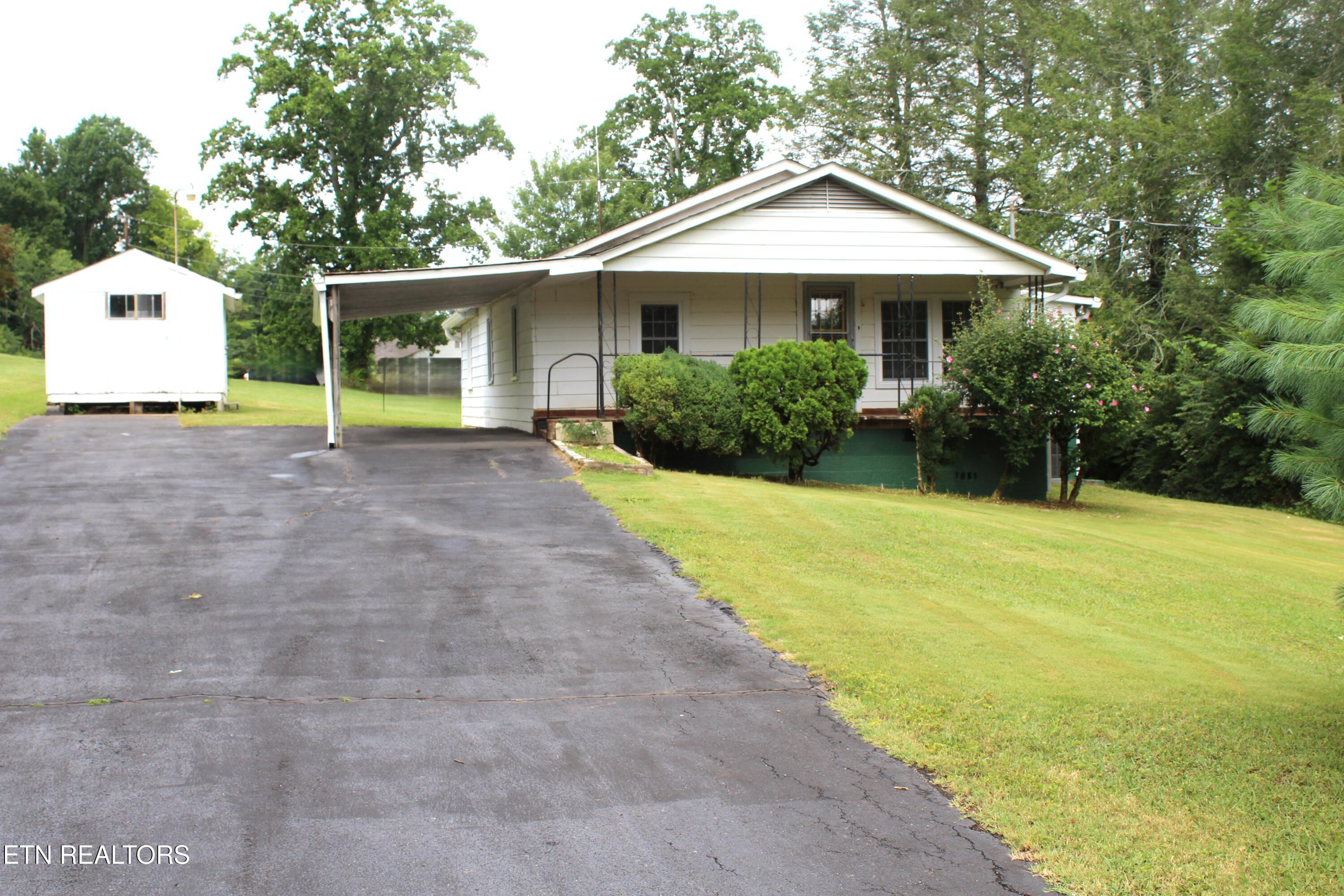 1507 Paris Road Knoxville TN 37912
