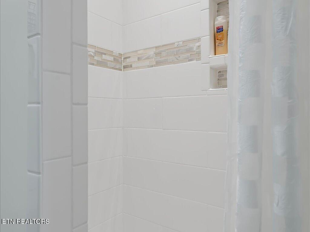 270 Sonshine Ridge Road Cosby TN 37722