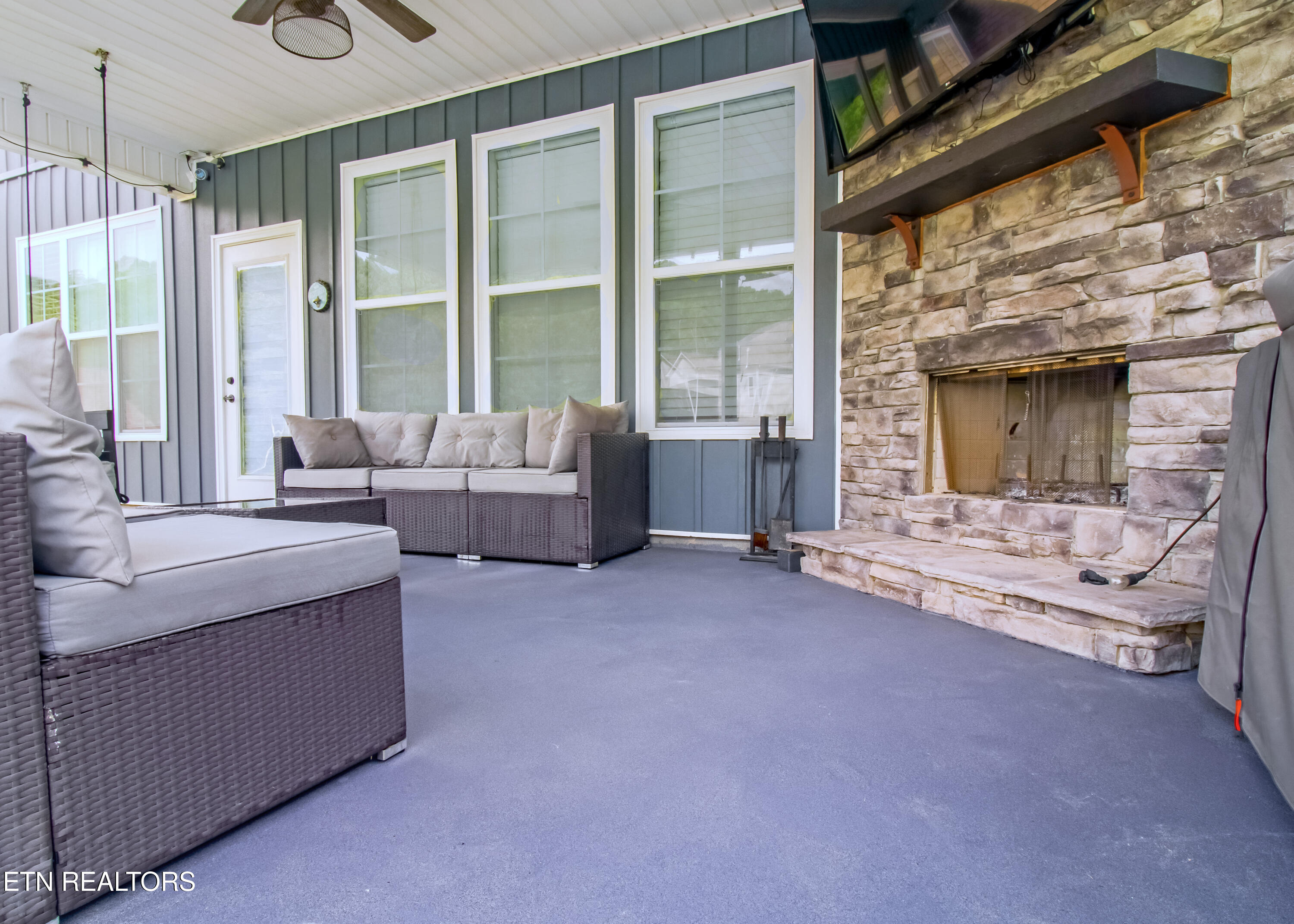 2039 Highlands Ridge Lane Knoxville TN 37932