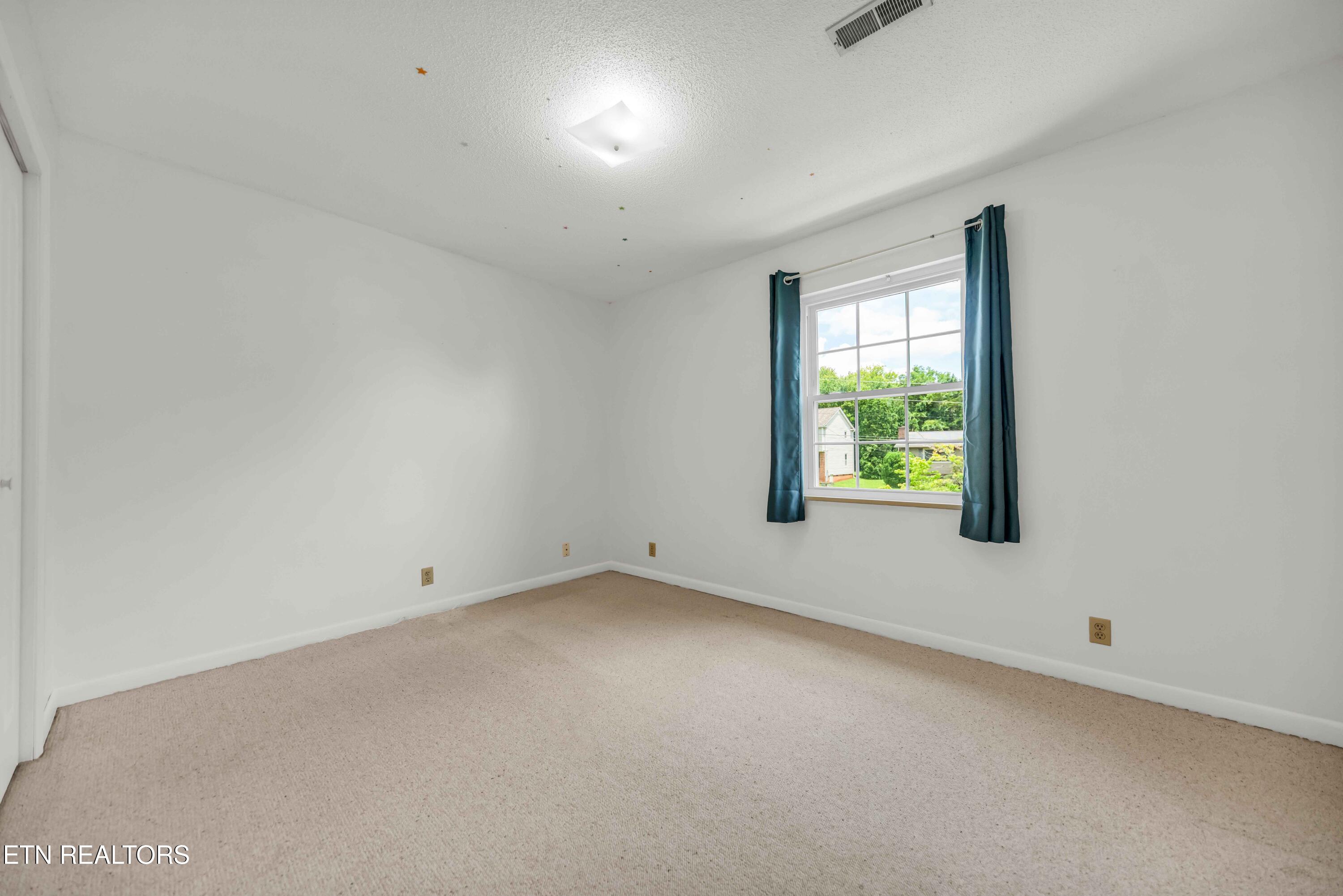 609 Fernwood Road Knoxville TN 37923