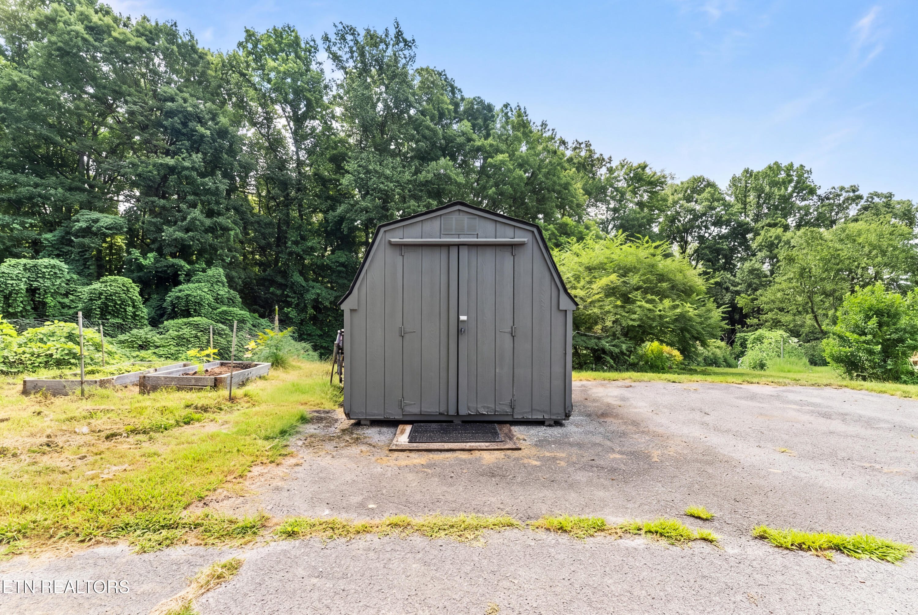 216 Oak Road Norris TN 37828