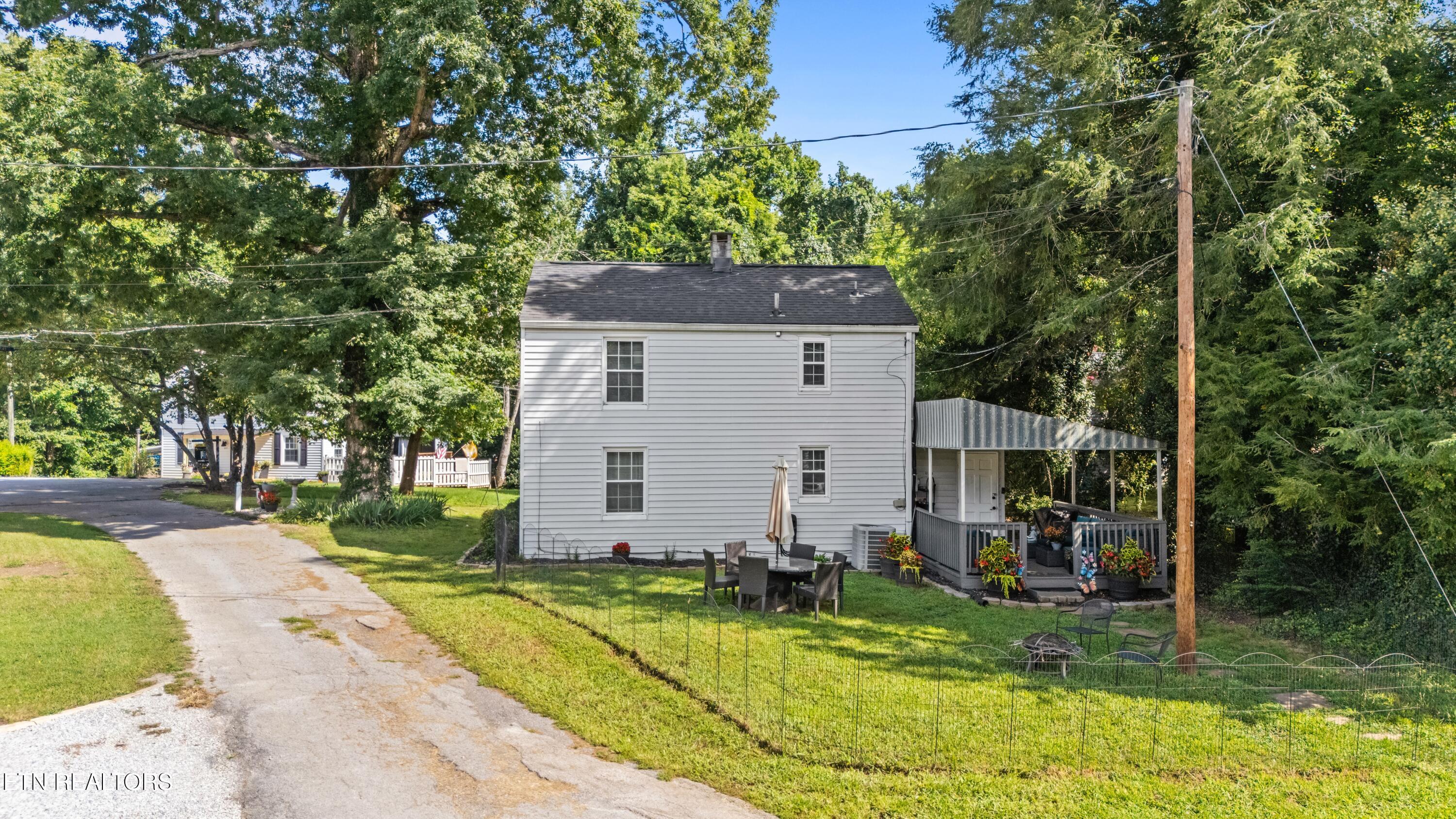 216 Oak Road Norris TN 37828