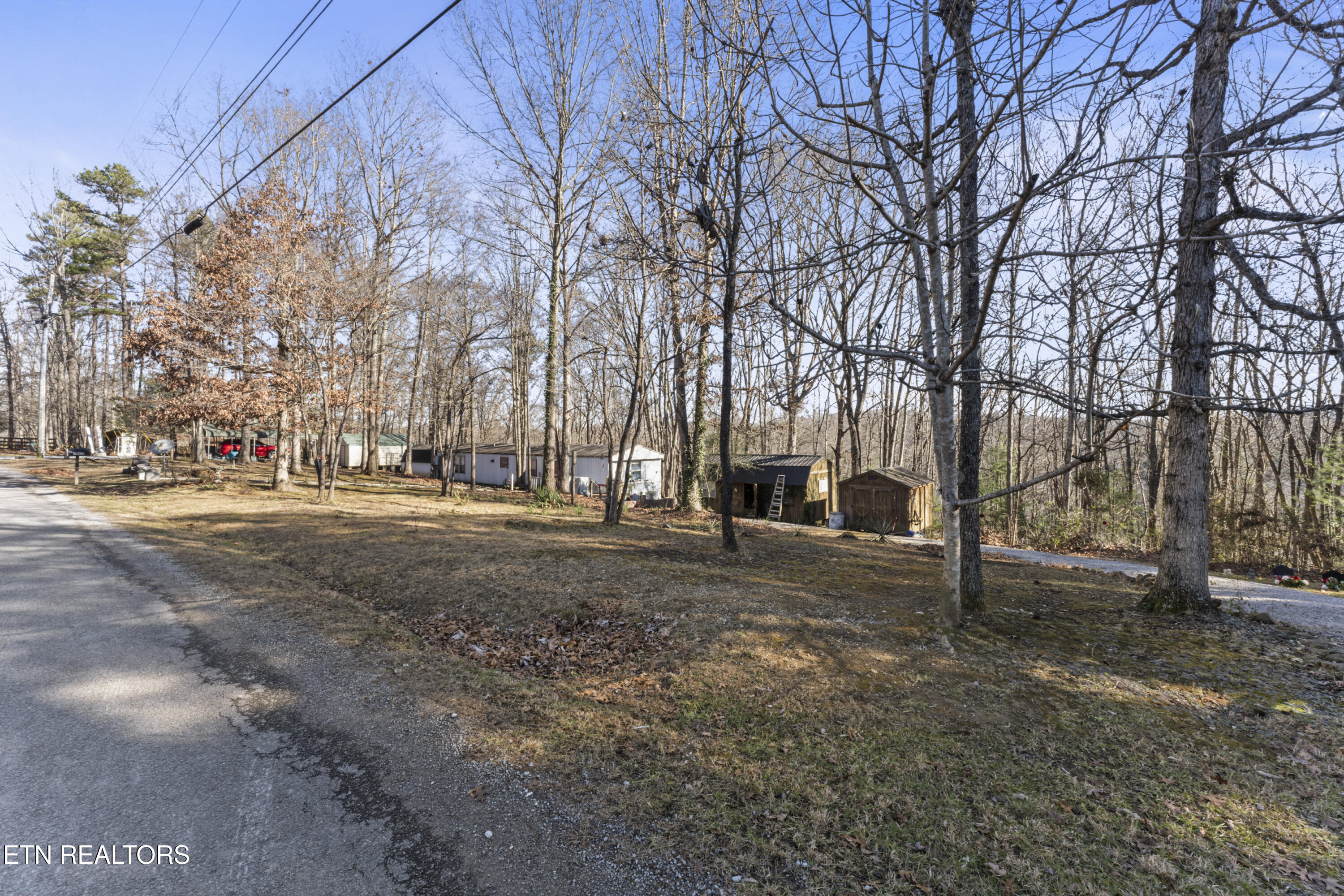 1305 Grievers Chapel Road Rockwood TN 37854