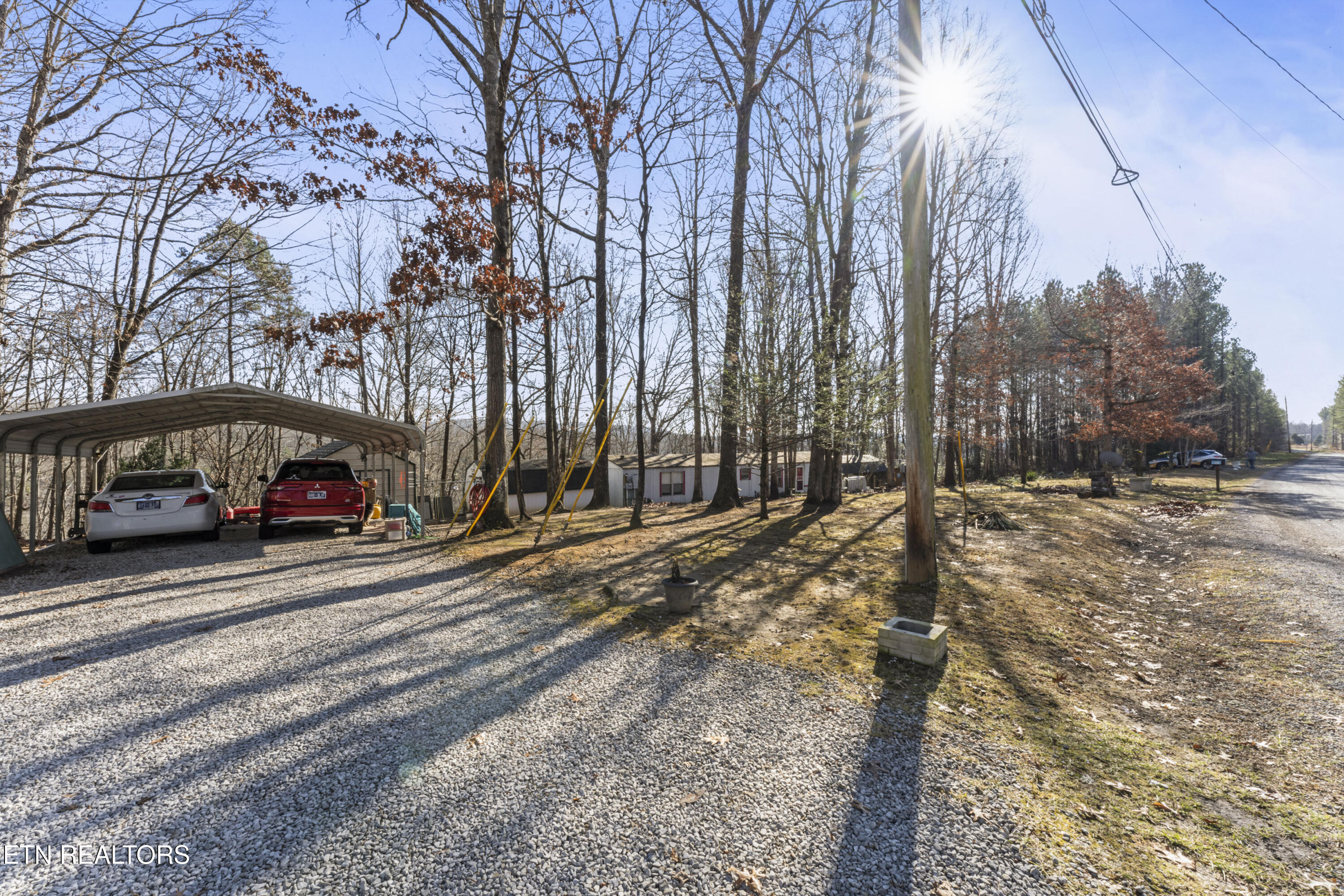 1305 Grievers Chapel Road Rockwood TN 37854