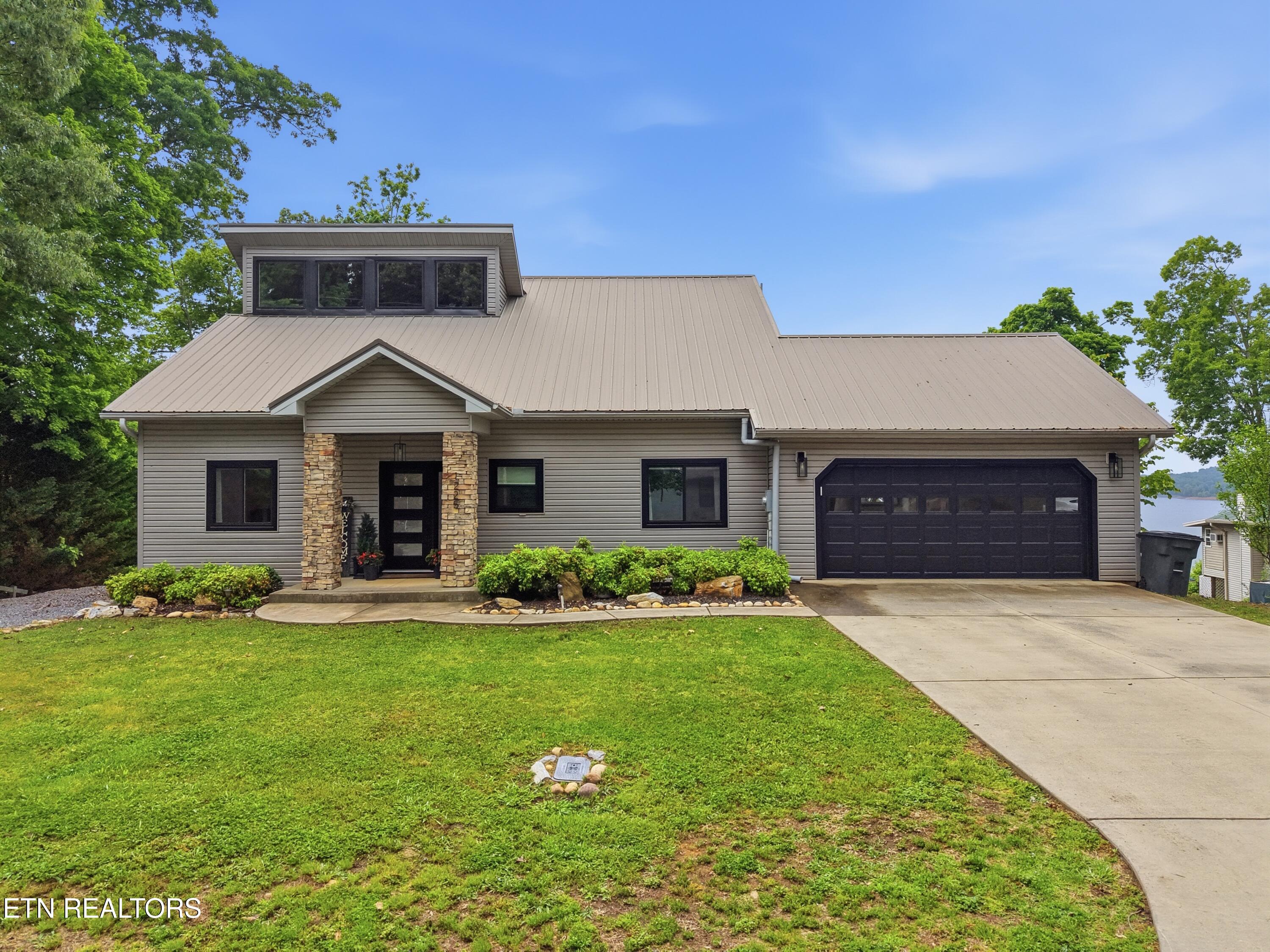 1225 Weaver Lane Dandridge TN 37725