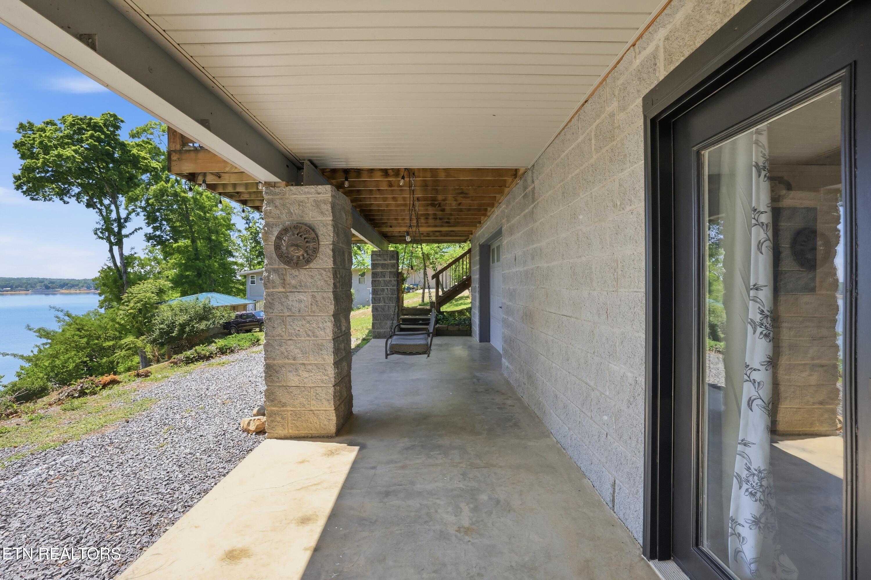 1225 Weaver Lane Dandridge TN 37725