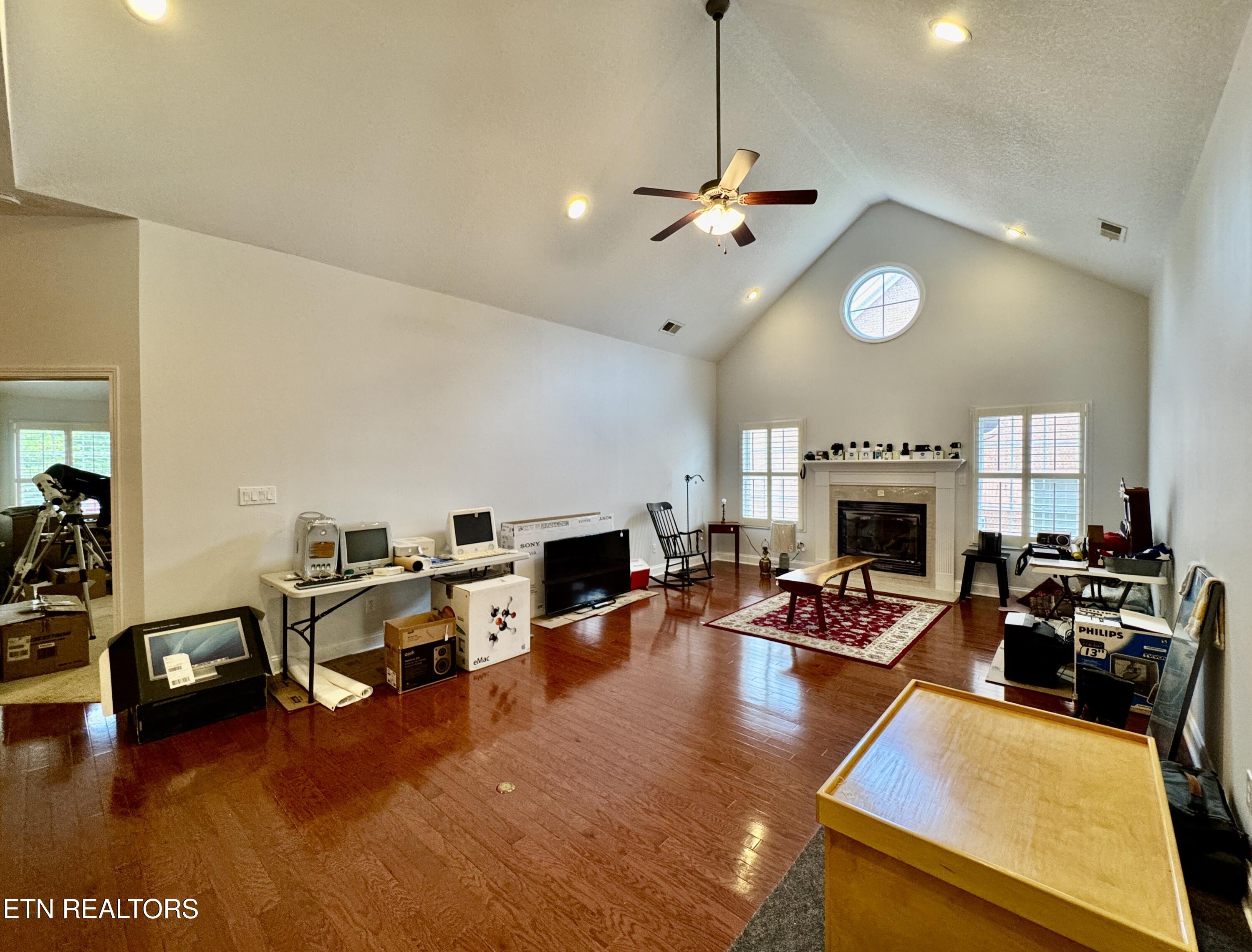 1052 Fine Glen Drive Sevierville TN 37862