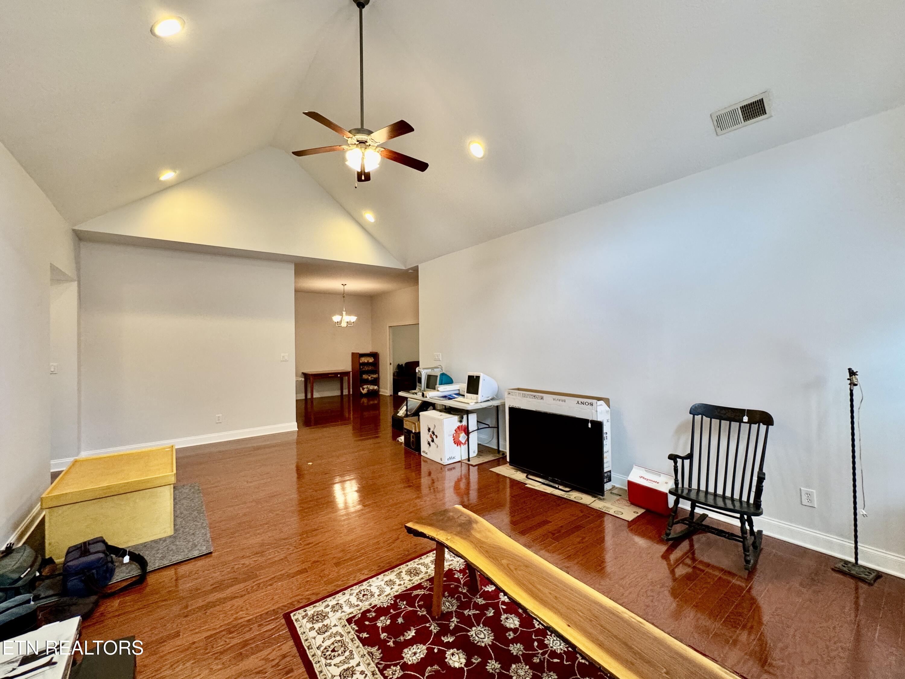 1052 Fine Glen Drive Sevierville TN 37862