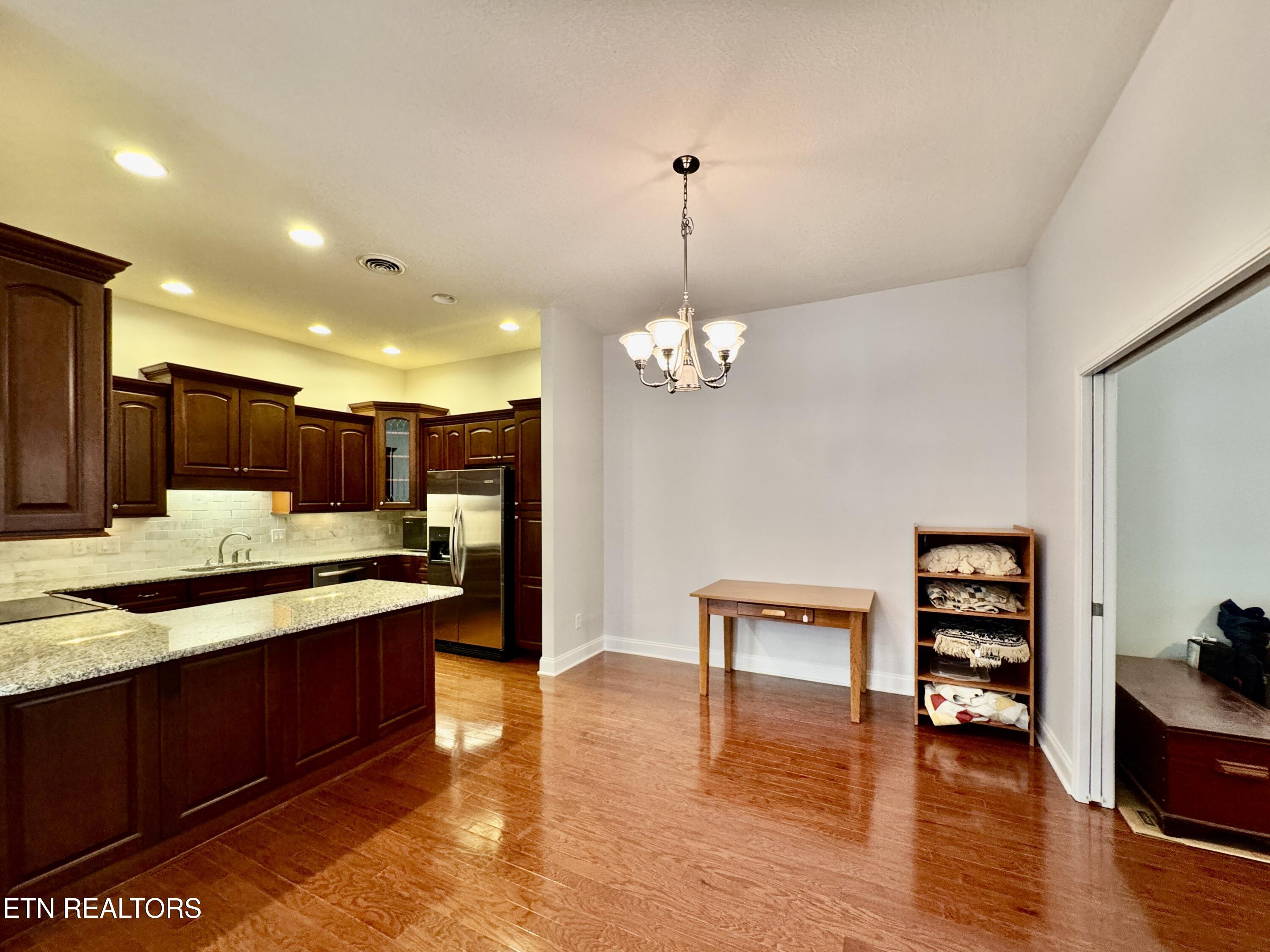 1052 Fine Glen Drive Sevierville TN 37862