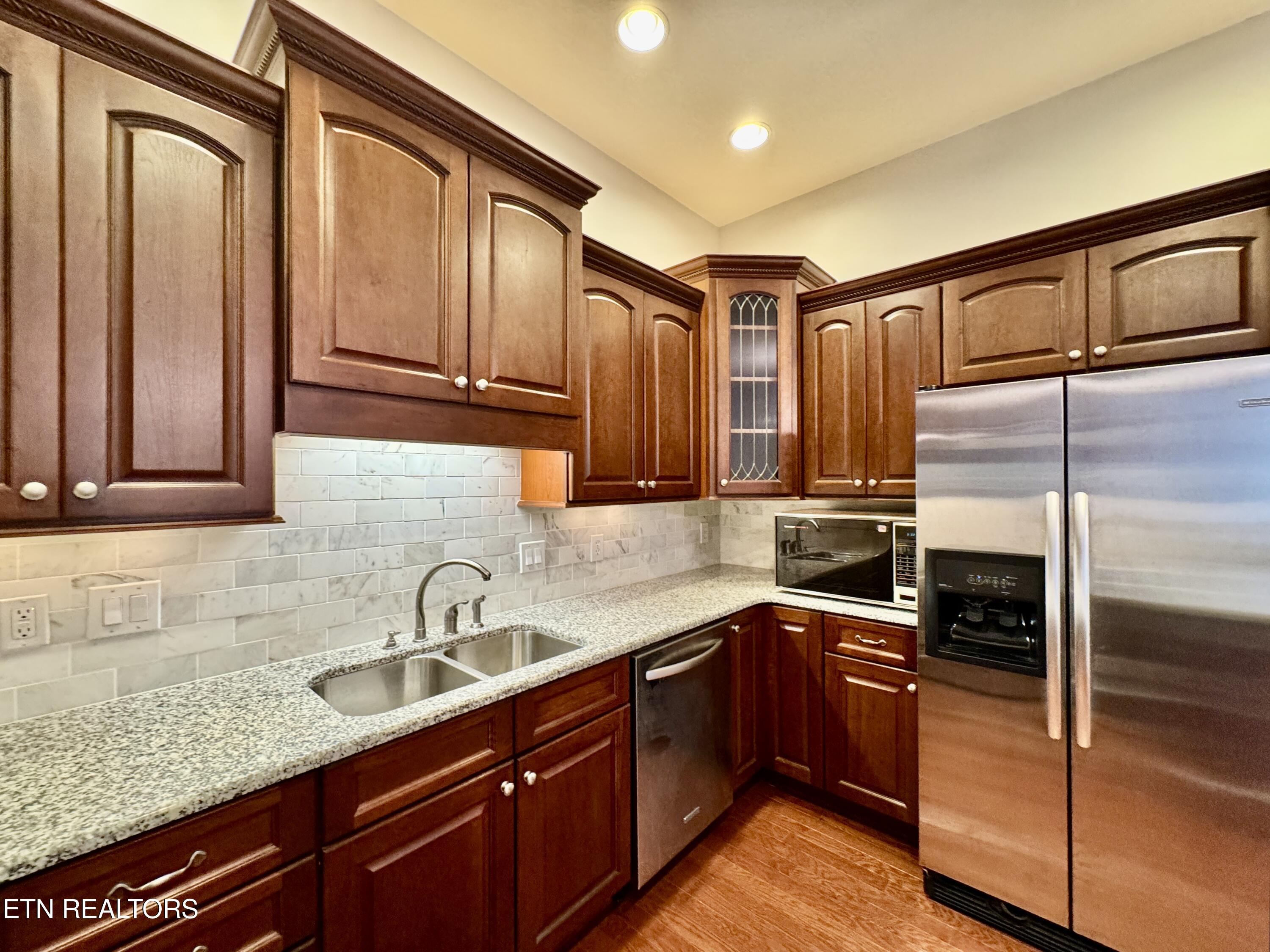 1052 Fine Glen Drive Sevierville TN 37862