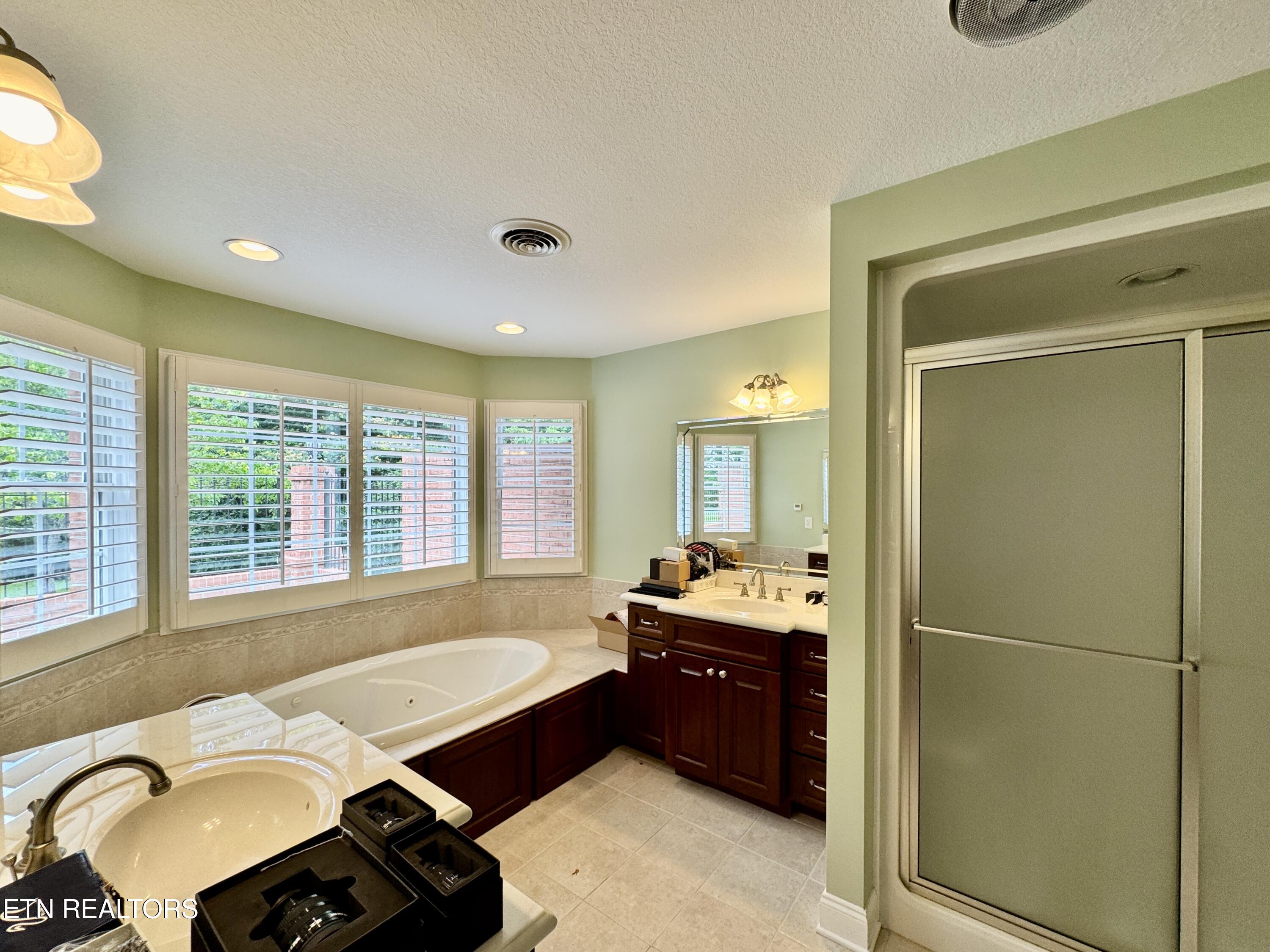 1052 Fine Glen Drive Sevierville TN 37862