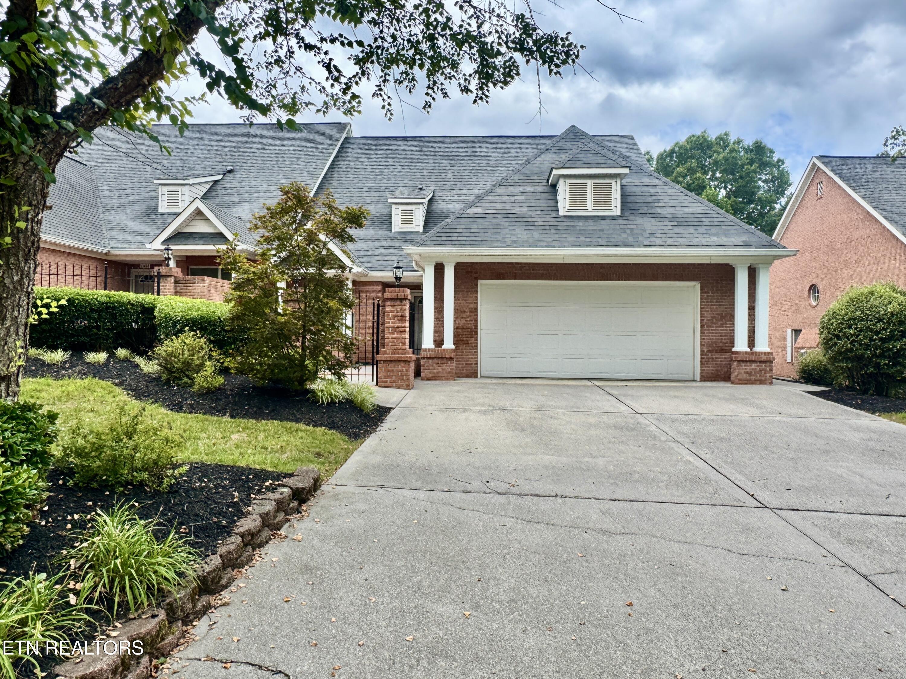 1052 Fine Glen Drive Sevierville TN 37862